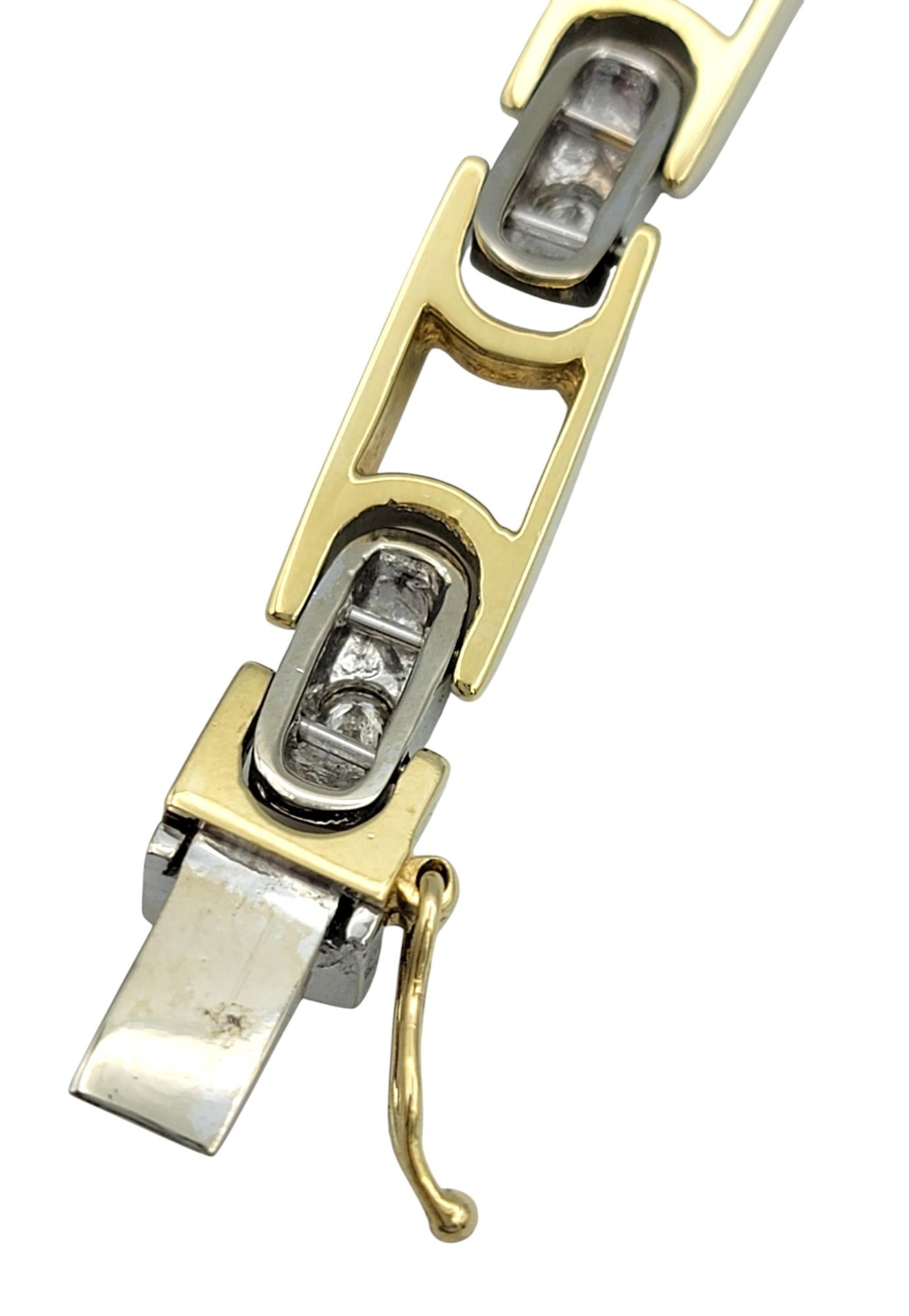Pulsera de eslabones bicolor con diamantes redondos engastados en oro pulido de 14 quilates en venta 2
