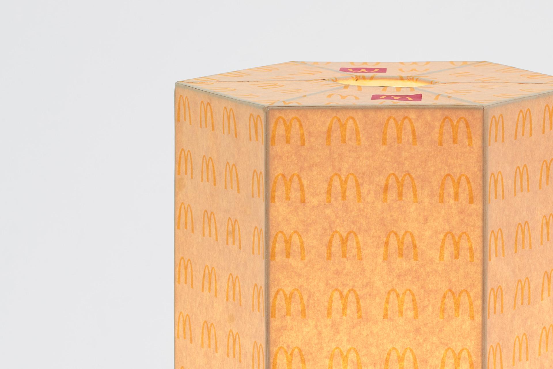 Gyuhan Lee McDonald's Paper Bag Lamp 9-2 In New Condition For Sale In Barcelona, ES