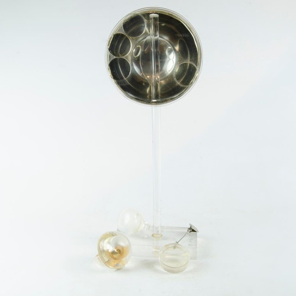 Gyula Kosice Acrylic Sculpture In Good Condition For Sale In Autonomous City Buenos Aires, CABA