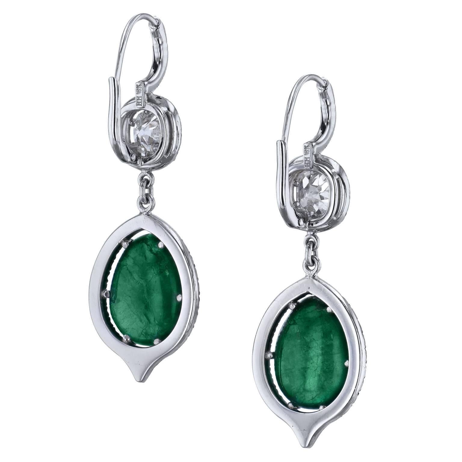 15.64 Carat Zambian Tear Drop Emerald and 1.05 carat of Diamond Earrings 18 kt In New Condition In Miami, FL