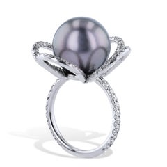Tahitian Pearl and Diamond Petal 18 kt White Gold Fashion Cocktail Ring Size 5.5
