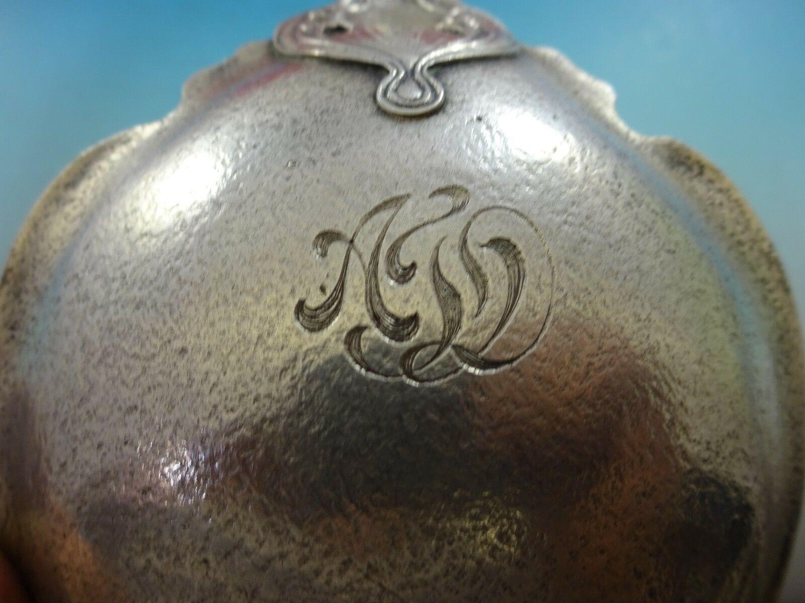 Cuillère à baies en argent sterling moulée à la main:: Art Nouveau à motifs floraux:: H 158 de Gorham 5