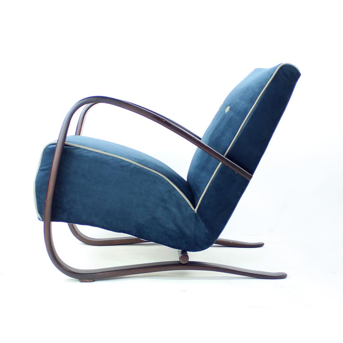 H-269 Halabala Armchair By Jindřich Halabala For Up Závody, Czechoslovakia, 1920 In Excellent Condition For Sale In Zohor, SK