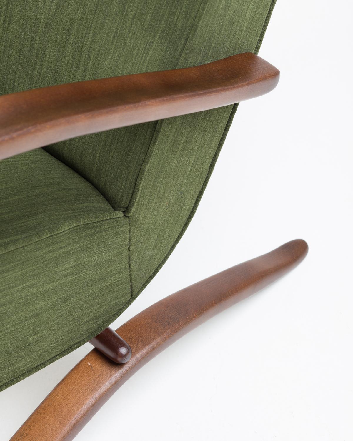 H-269 Lounge Chairs by Jindřich Halabala, 1930's For Sale 5