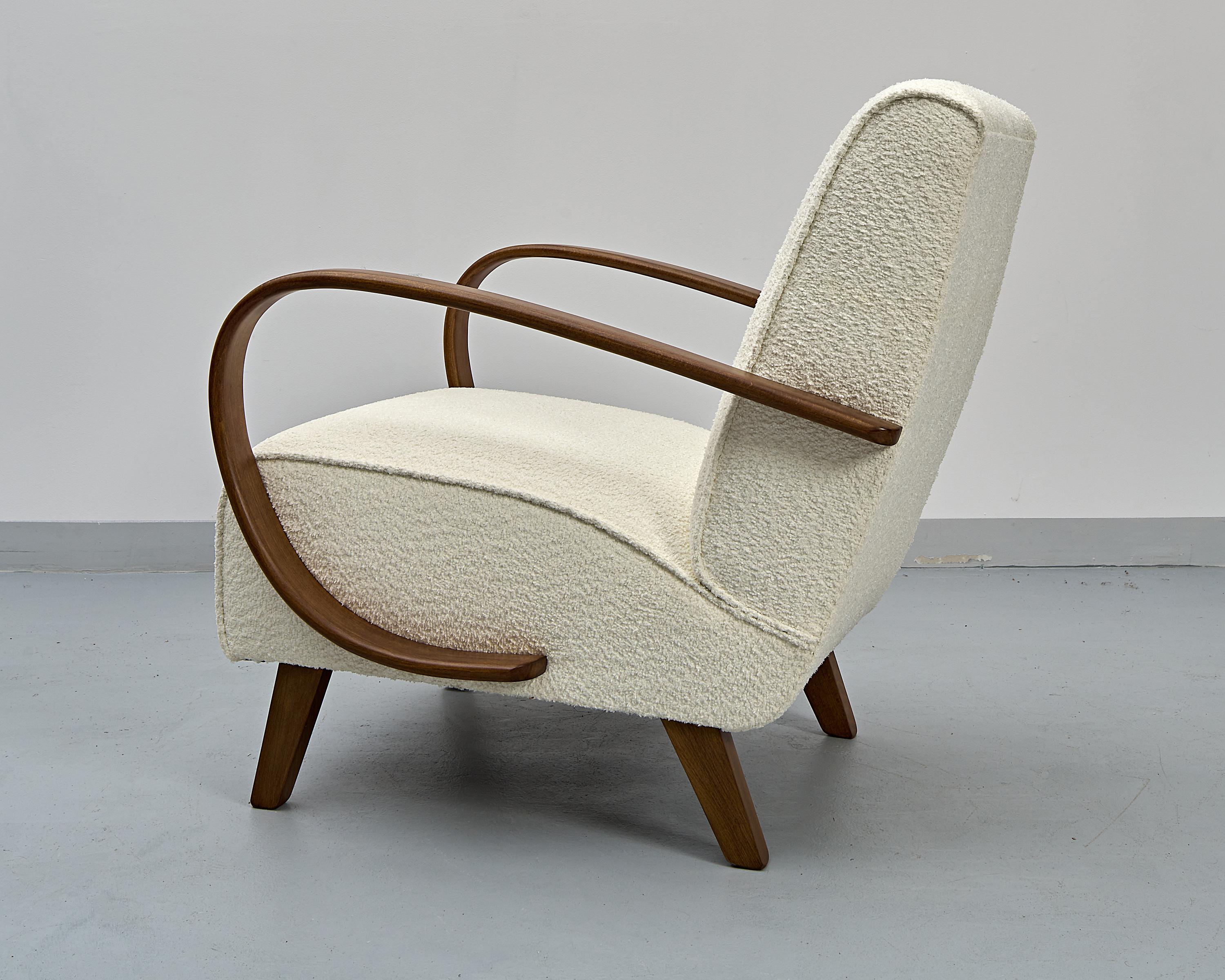 H-410  Bentwood Armchair by Jindřich Halabala, 1930s In Good Condition For Sale In Poznań, PL