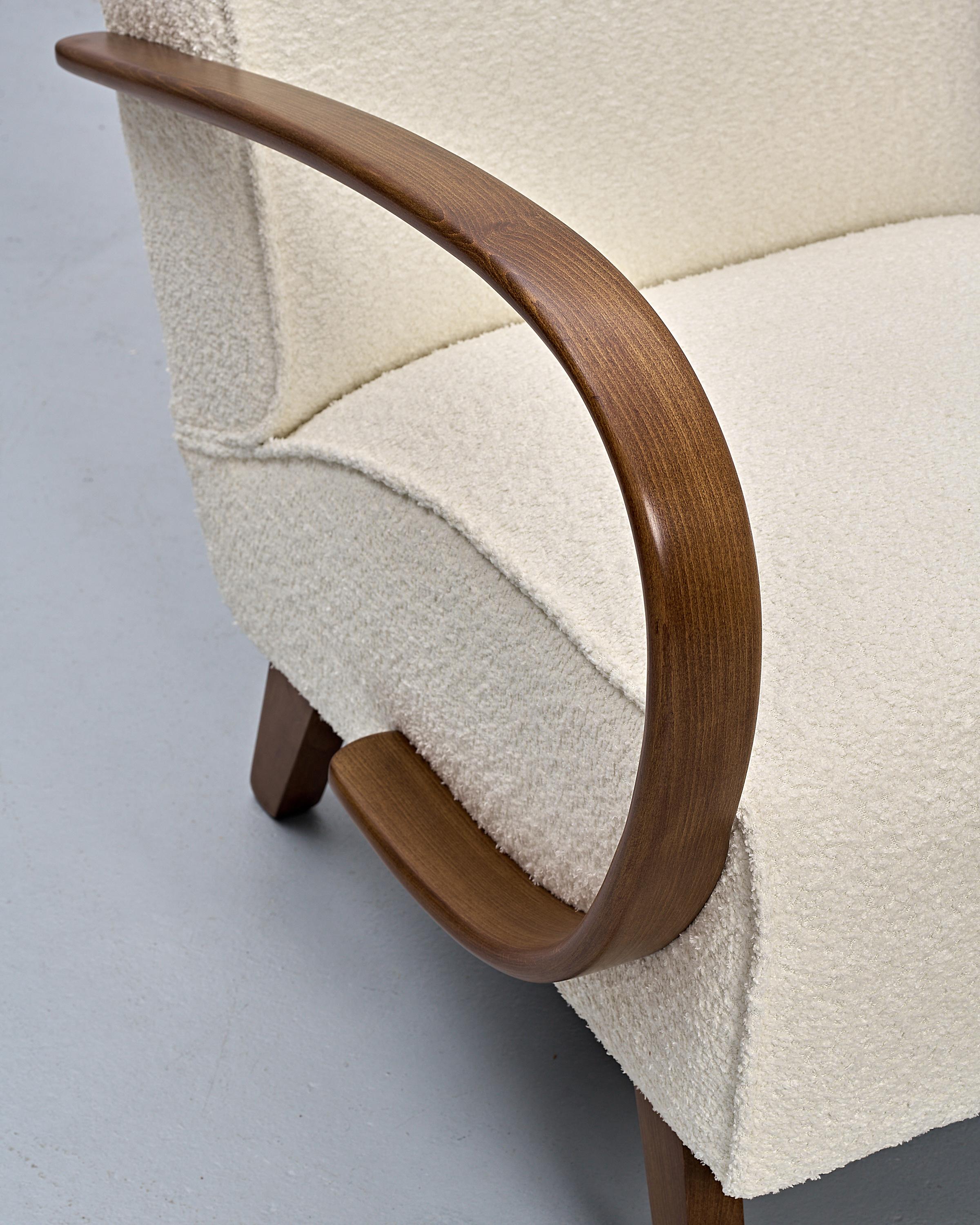 H-410  Bentwood Armchair by Jindřich Halabala, 1930s For Sale 1