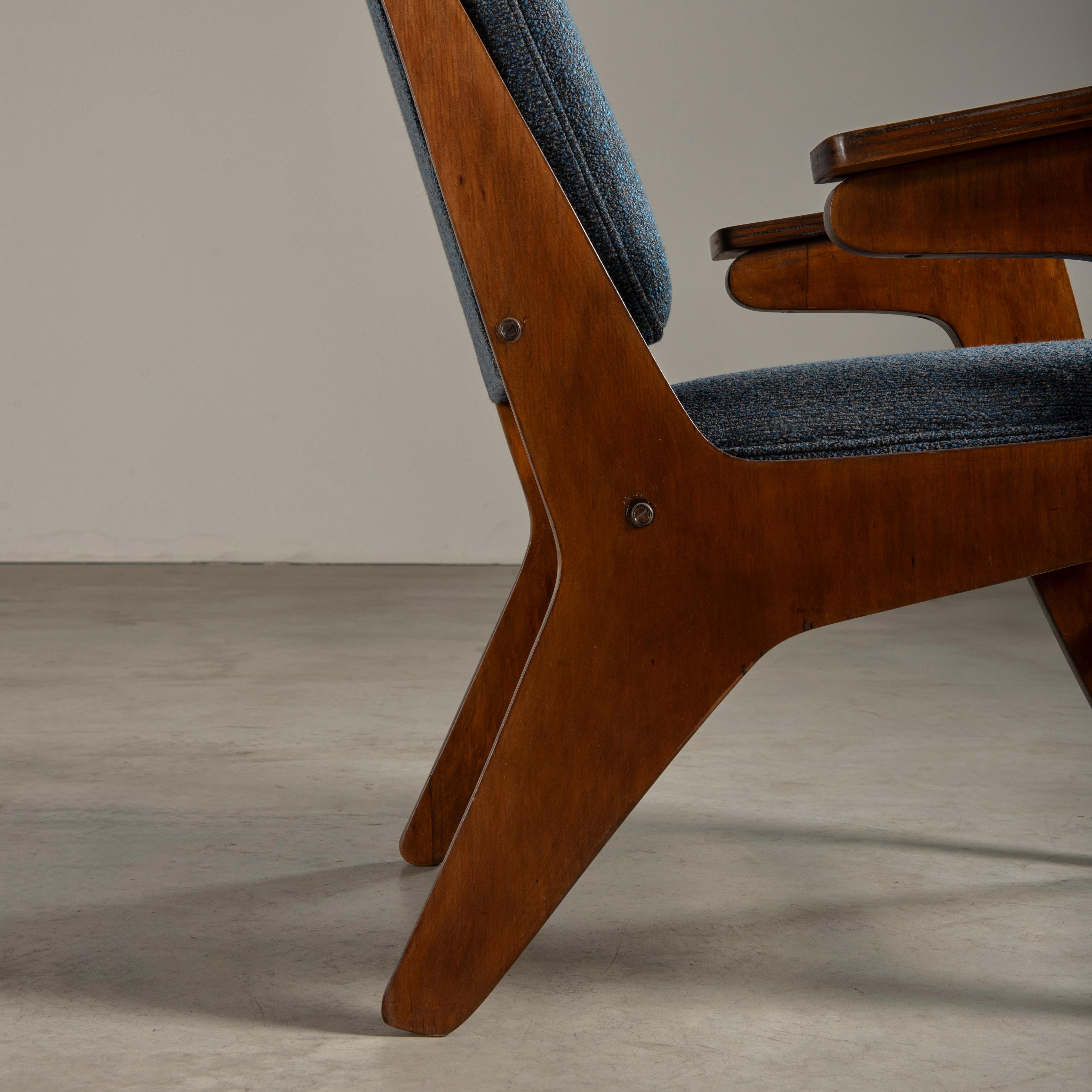 'H' Armchair, by Zanine Caldas, Brazilian Mid-Century Modern Design 5