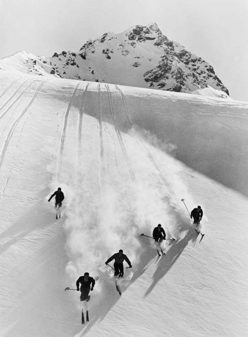 Black and White Photograph H. Armstrong Roberts - Impression pigmentaire d'art des Alpes suisses (1928) - surdimensionnée 