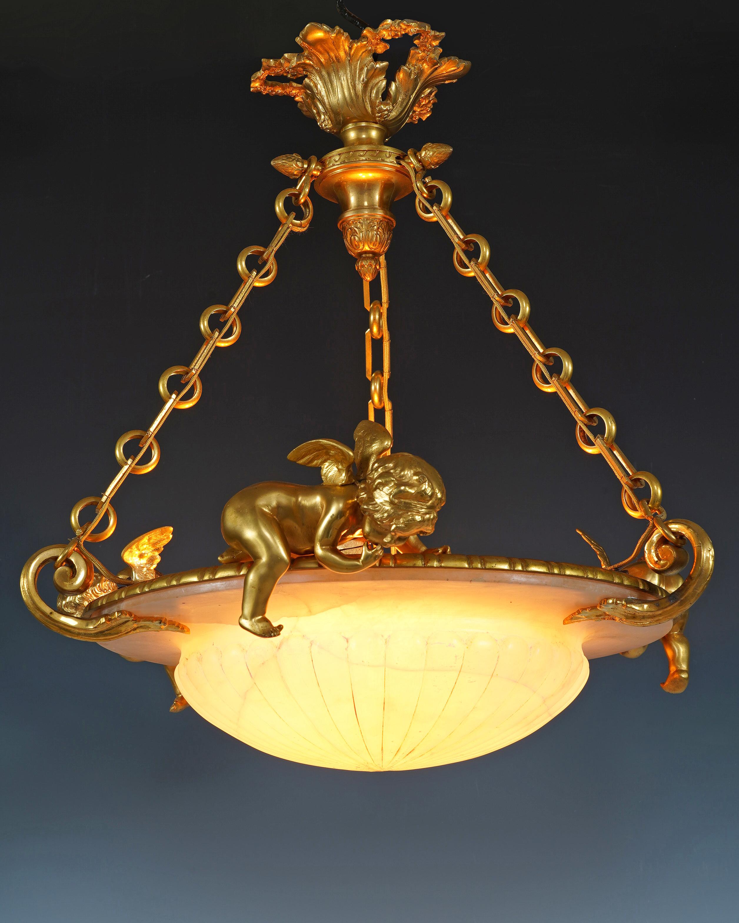 Francese H. Beau, Lampadario Cupids, Francia, circa 1890 in vendita