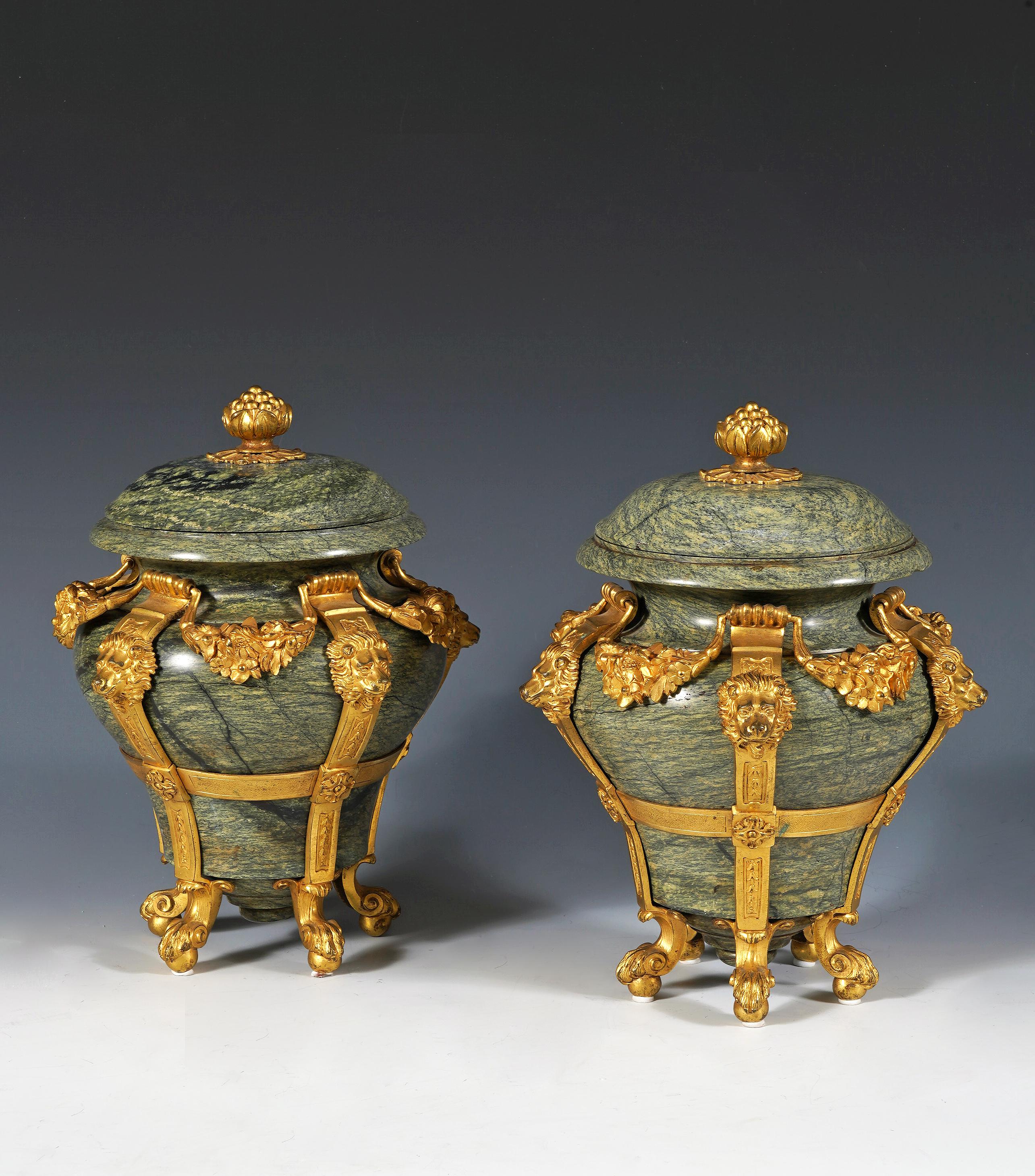 French H. Dasson, Pair of covered Vases « with Lions », France, Circa 1880 For Sale