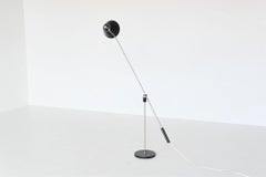 H. Fillekes modello Magneto lampada da terra Artifort Paesi Bassi 1954