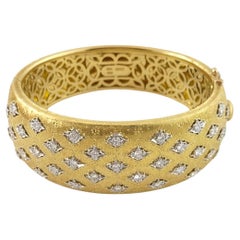 Vintage H. Gold 18K Yellow Gold Florentine Finish Diamond Bangle Bracelet