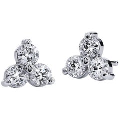 H 
H 0.53 Carat Six Diamond Shared-Prong Stud Earrings