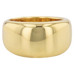 H & H 18 Karat Yellow Gold Fashion Band Ring