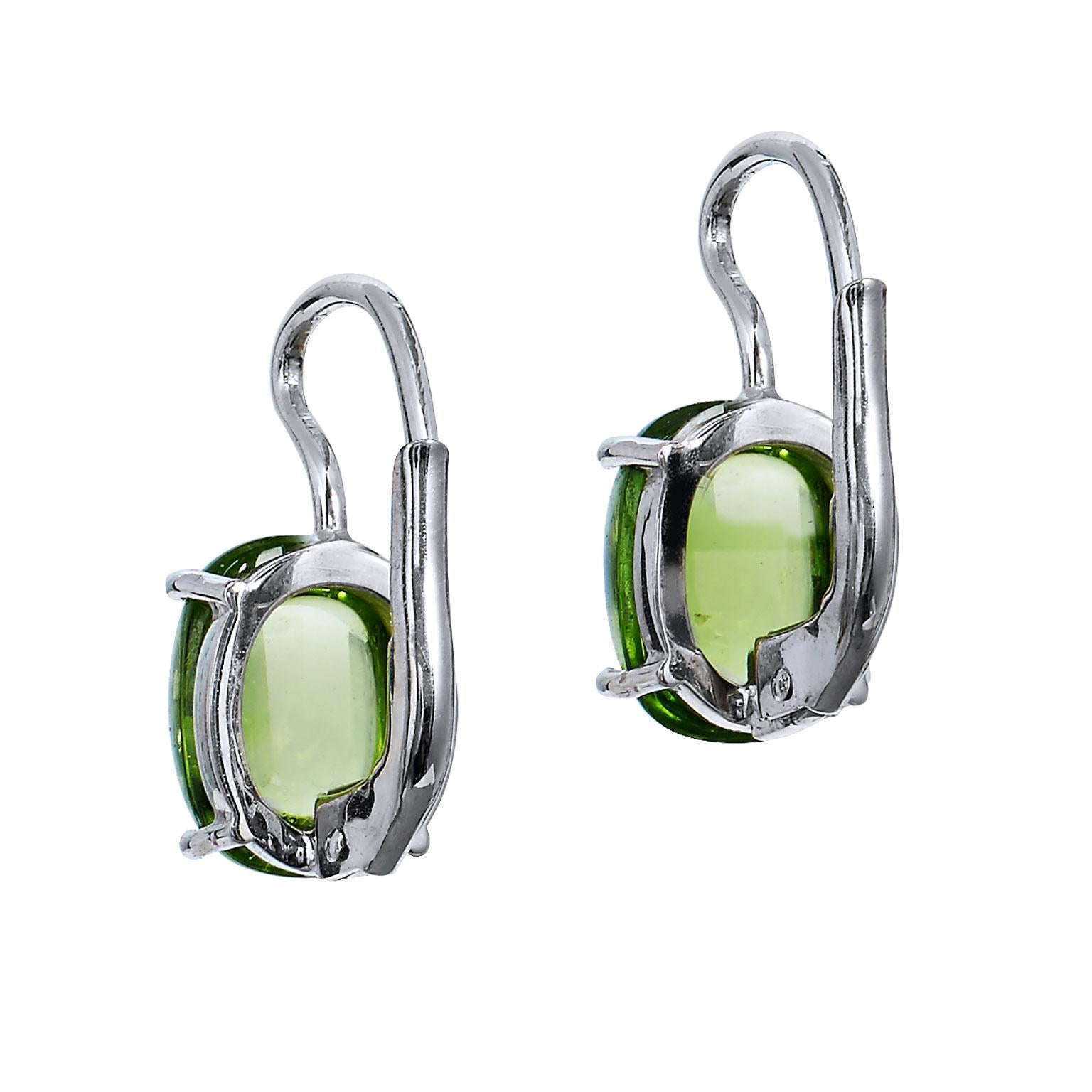 5.47 Carat Peridot Prong Set Drop Lever-Back Earrings set in 18 karat White Gold In New Condition In Miami, FL