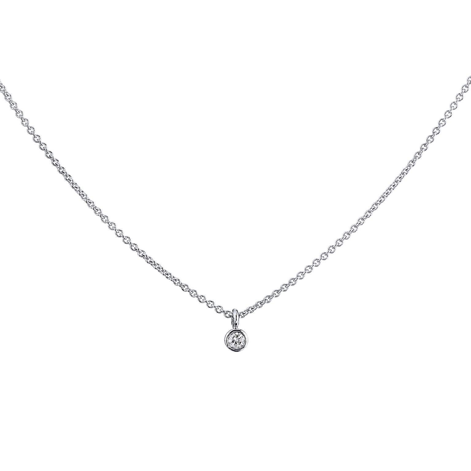 H & H Minimal 0.05 Carat Diamond Solitaire Pendant Necklace In New Condition In Miami, FL