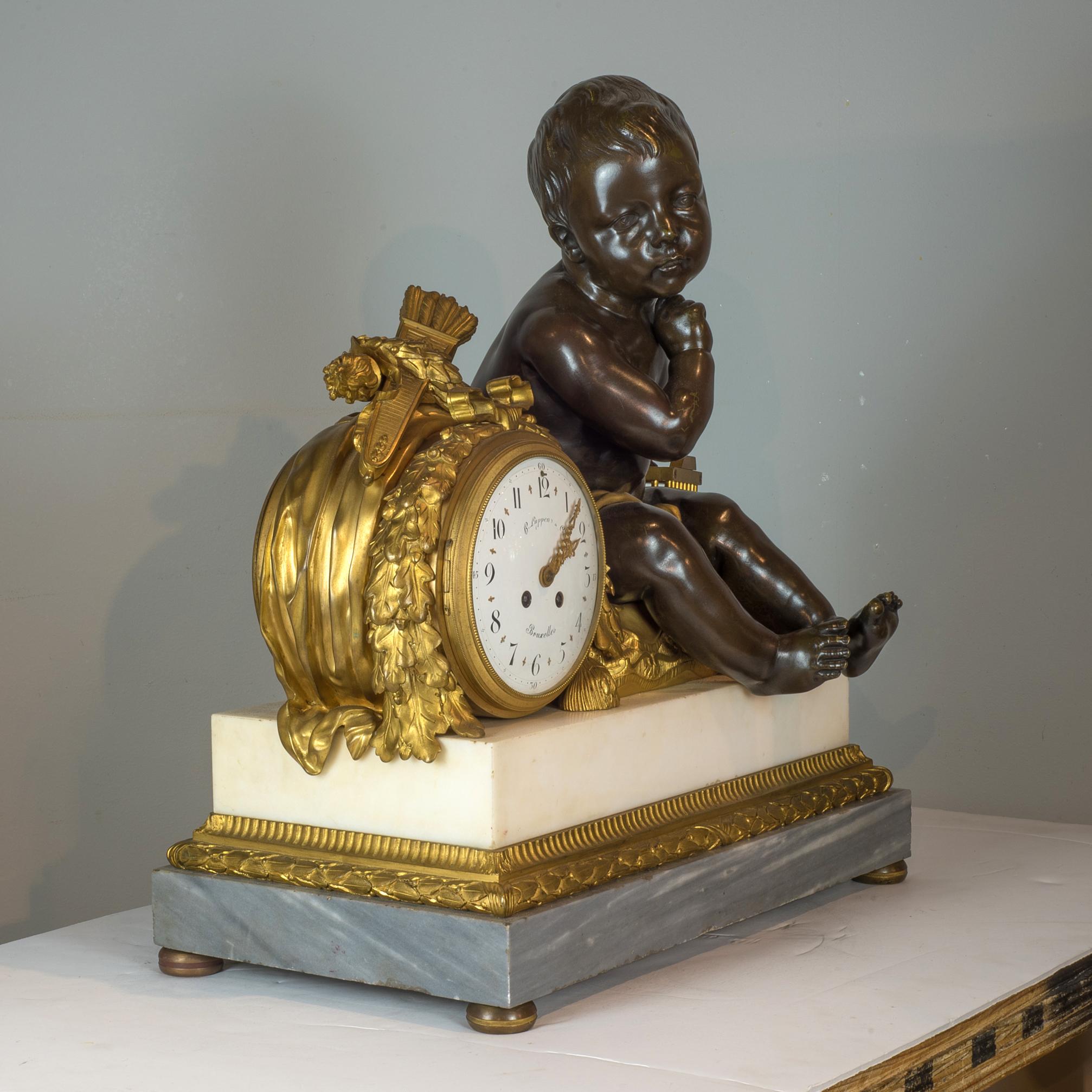 Français H. Luppen & Cie, ensemble d'horloges de cheminée de trois pièces en bronze et marbre en vente