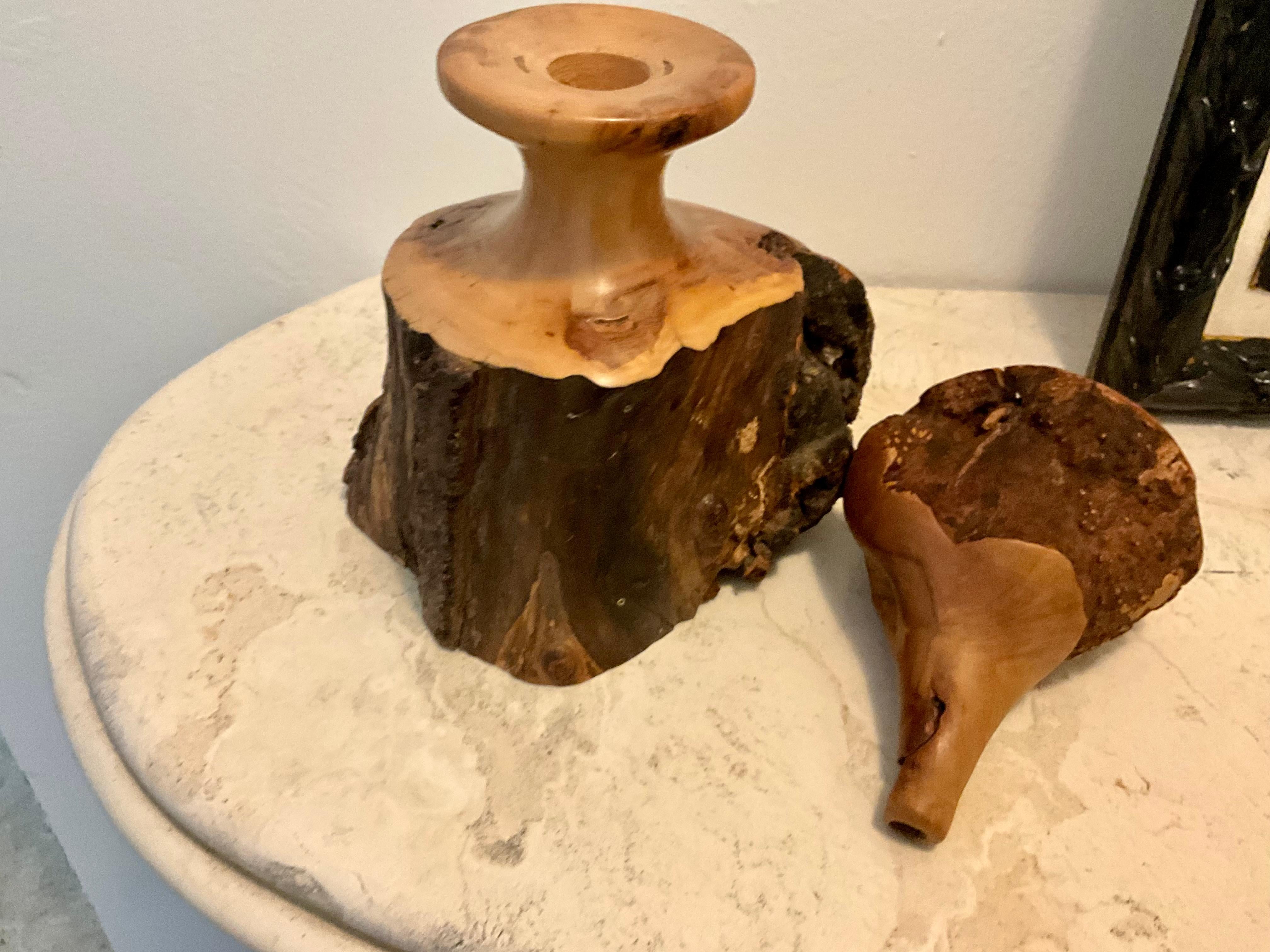 H. Quarles 1991 Signed Burl Wood Freeform Live Edge Bottle Sculpture In Good Condition For Sale In West Palm Beach, US