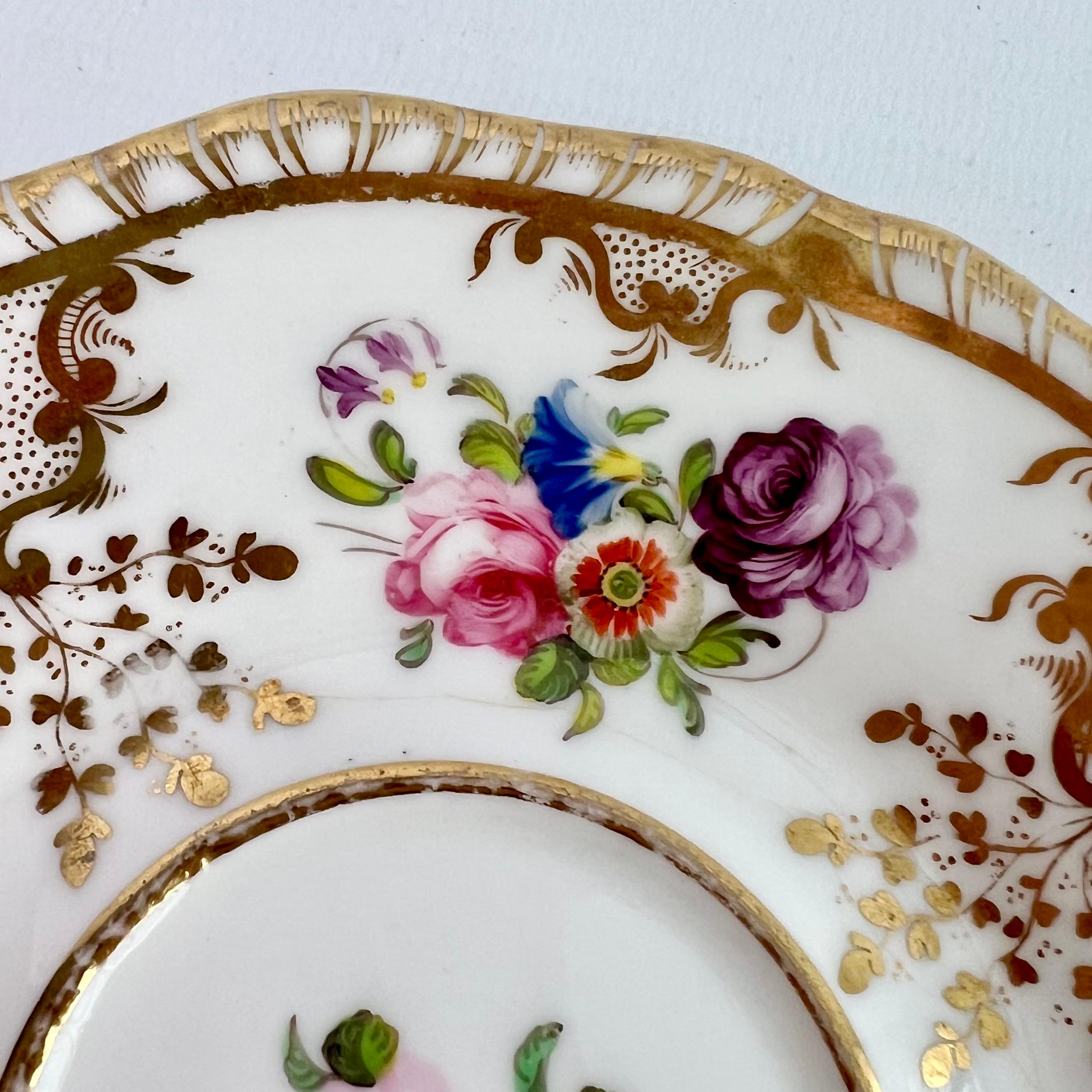 Trio de tasses à thé H & R Daniel, blanches avec brindilles dorées et florales, Régence, vers 1825 6