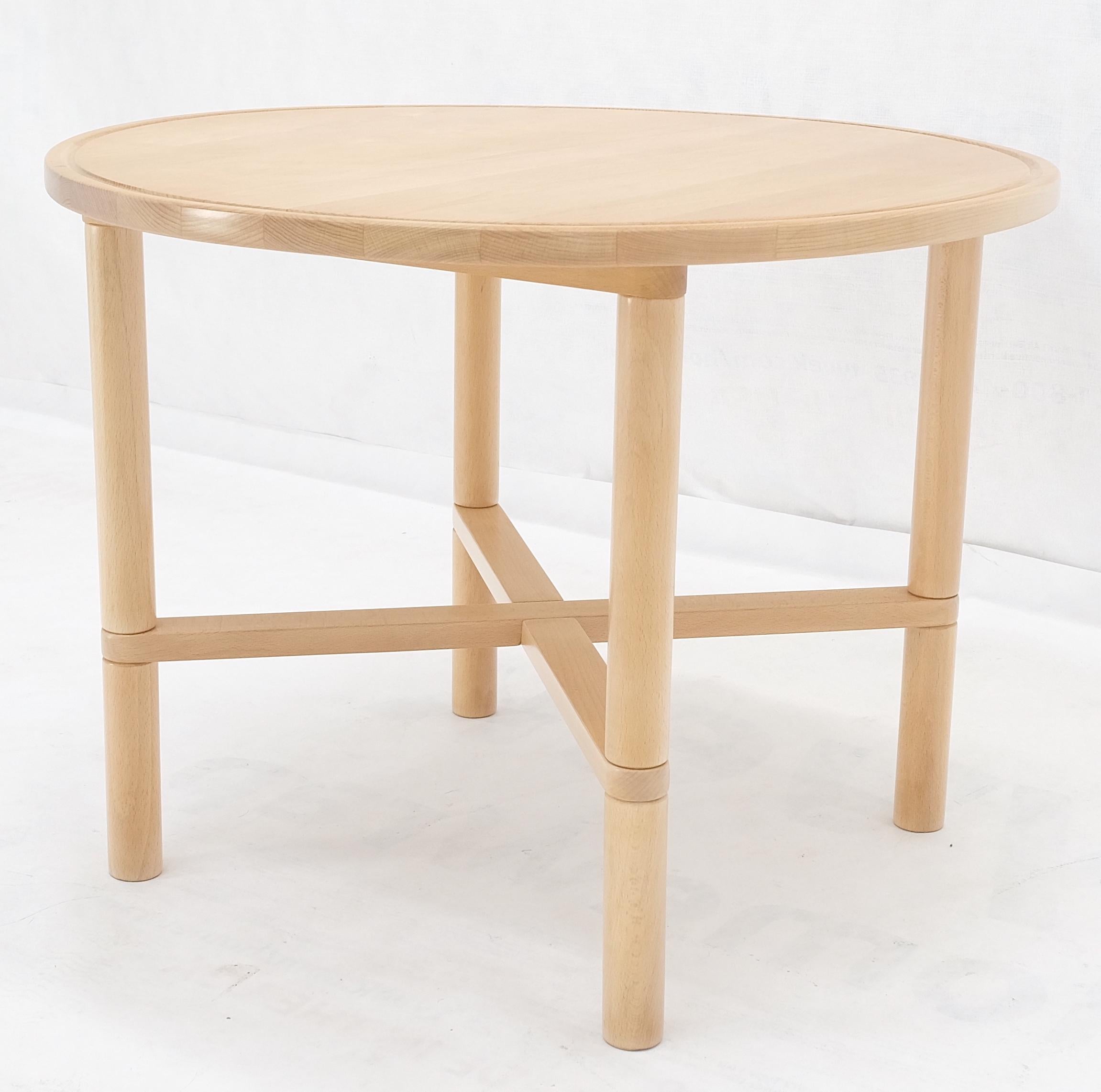 Danois H/S Haslev Danish Mid Century Modern Solid Birch Round Side End Table Stand MINT en vente