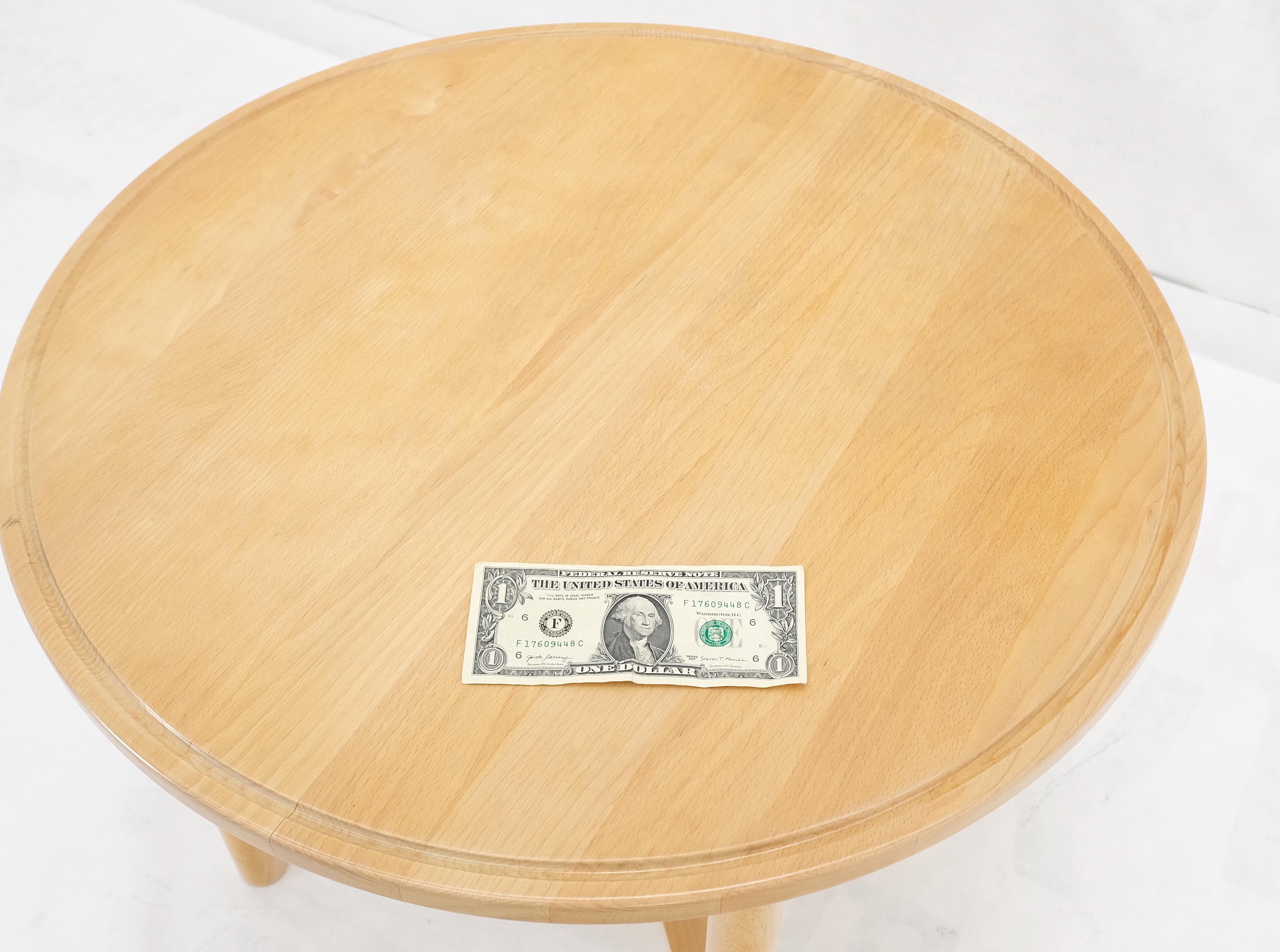 Bouleau H/S Haslev Danish Mid Century Modern Solid Birch Round Side End Table Stand MINT en vente