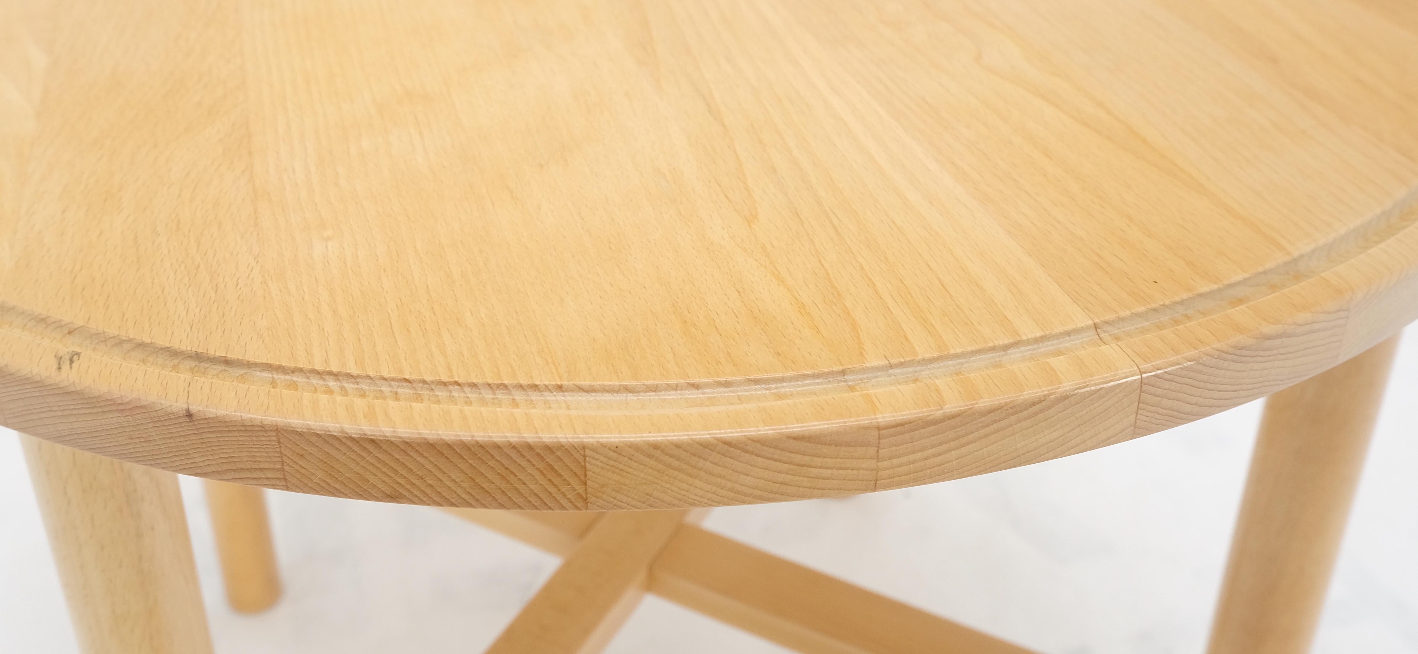H/S Haslev Danish Mid Century Modern Solid Birch Round Side End Table Stand MINT en vente 2