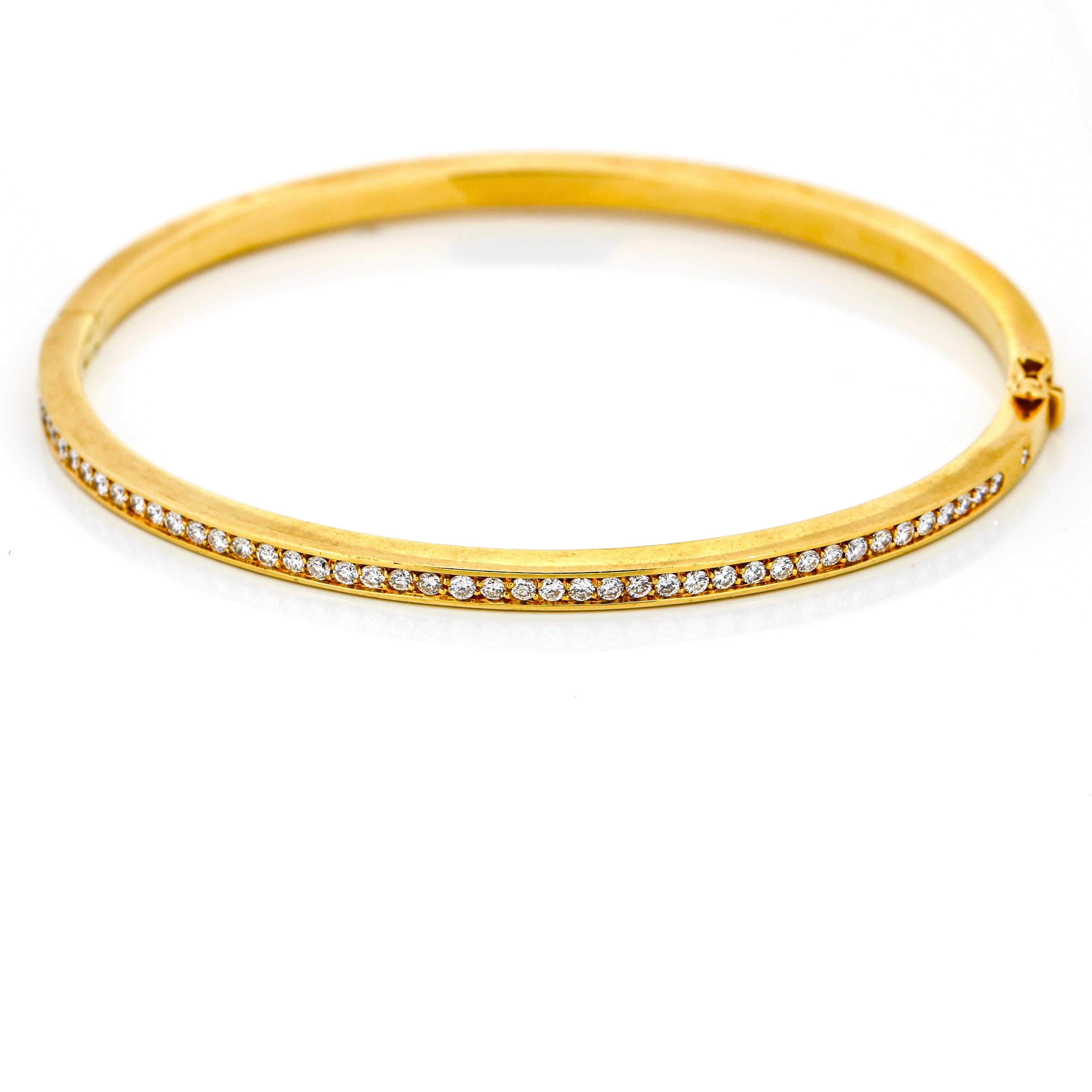 H. Stern 1.00 Carat 18 Karat Yellow Gold Diamond Bangle Bracelet In Excellent Condition For Sale In Fort Lauderdale, FL