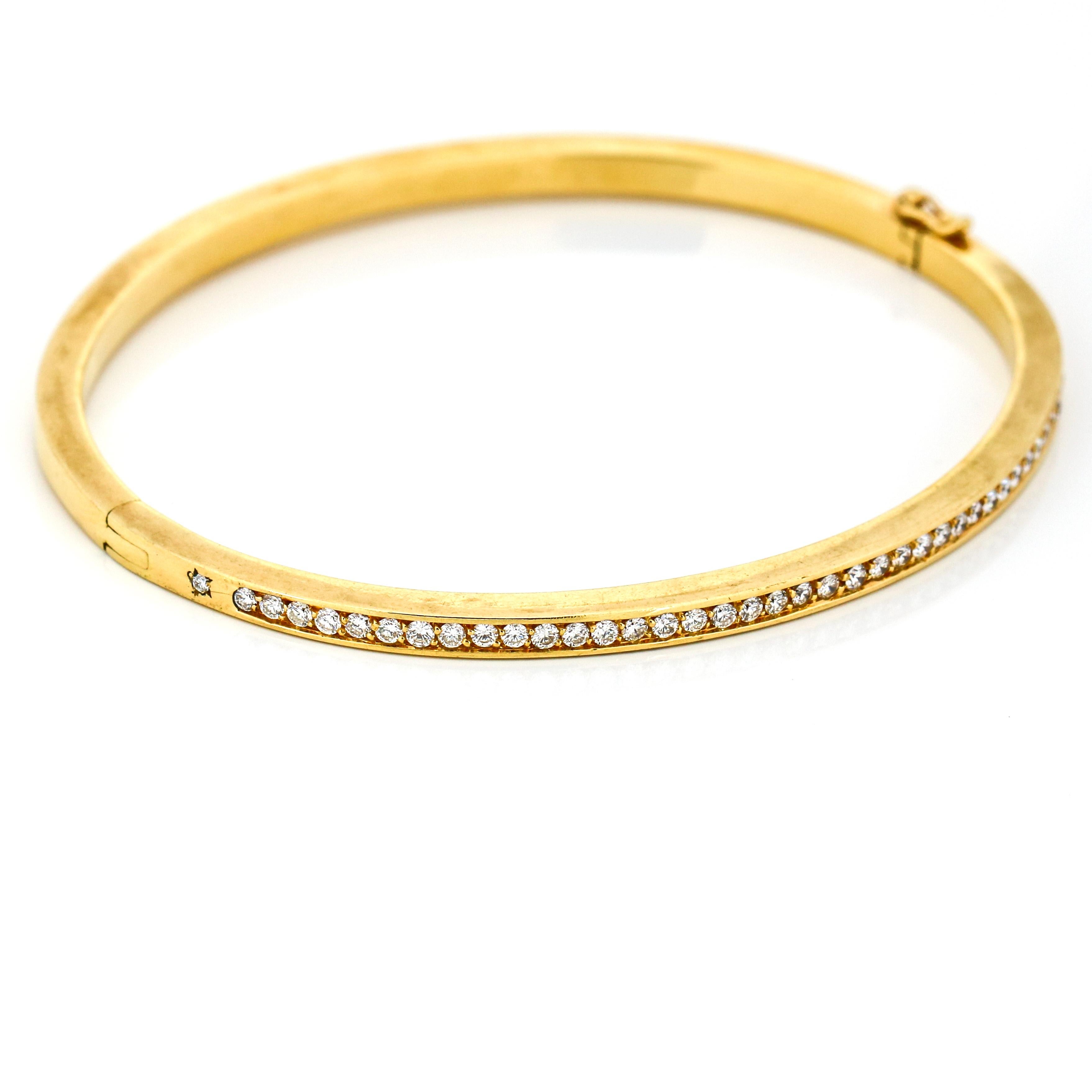 H. Stern 1.00 Carat 18 Karat Yellow Gold Diamond Bangle Bracelet For Sale 2