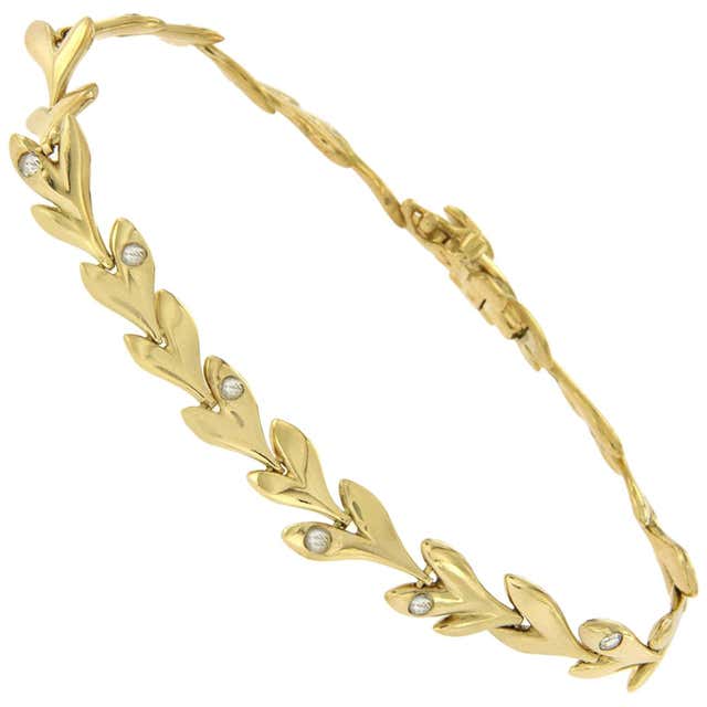 H. Stern Fluid Gold Diamond Bracelet at 1stDibs