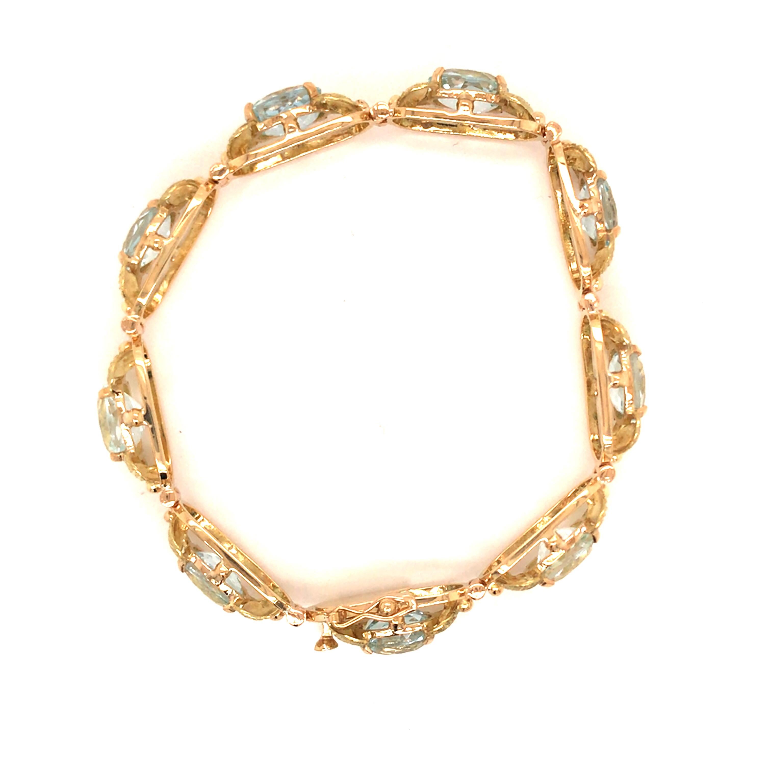 Women's or Men's H Stern 18K Aqua Link Bracelet Yellow Gold For Sale