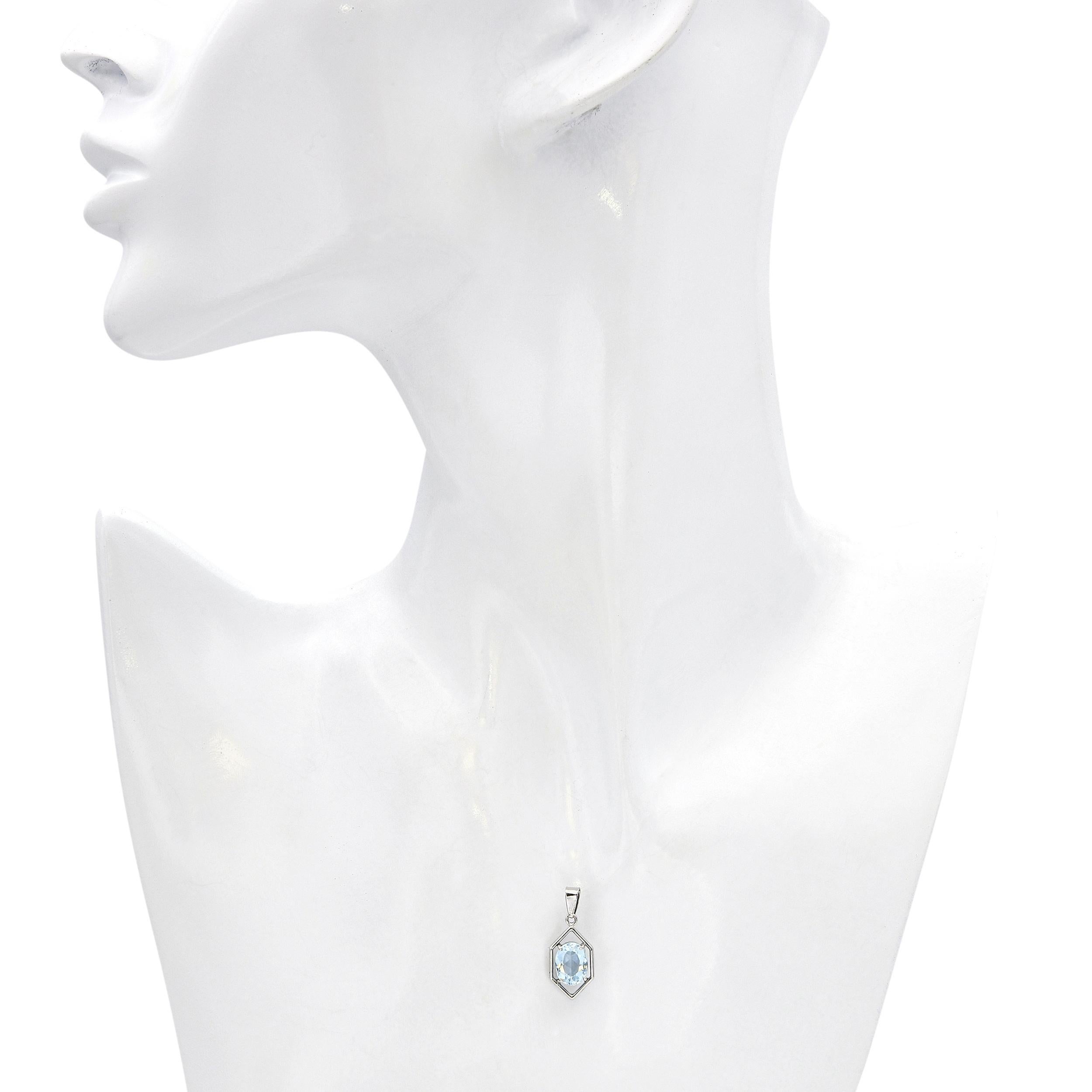 Taille ovale H. Stern Pendentif en or blanc 18k 1,51ct aigue-marine en vente