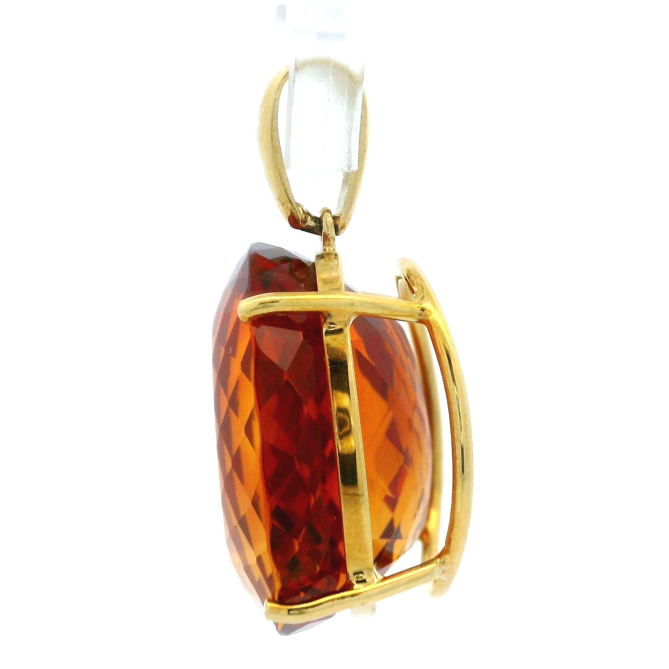 H. Stern 18k Yellow Gold 30ctw Vivid Orange Citrine Solitaire Pendant In Excellent Condition In Montclair, NJ