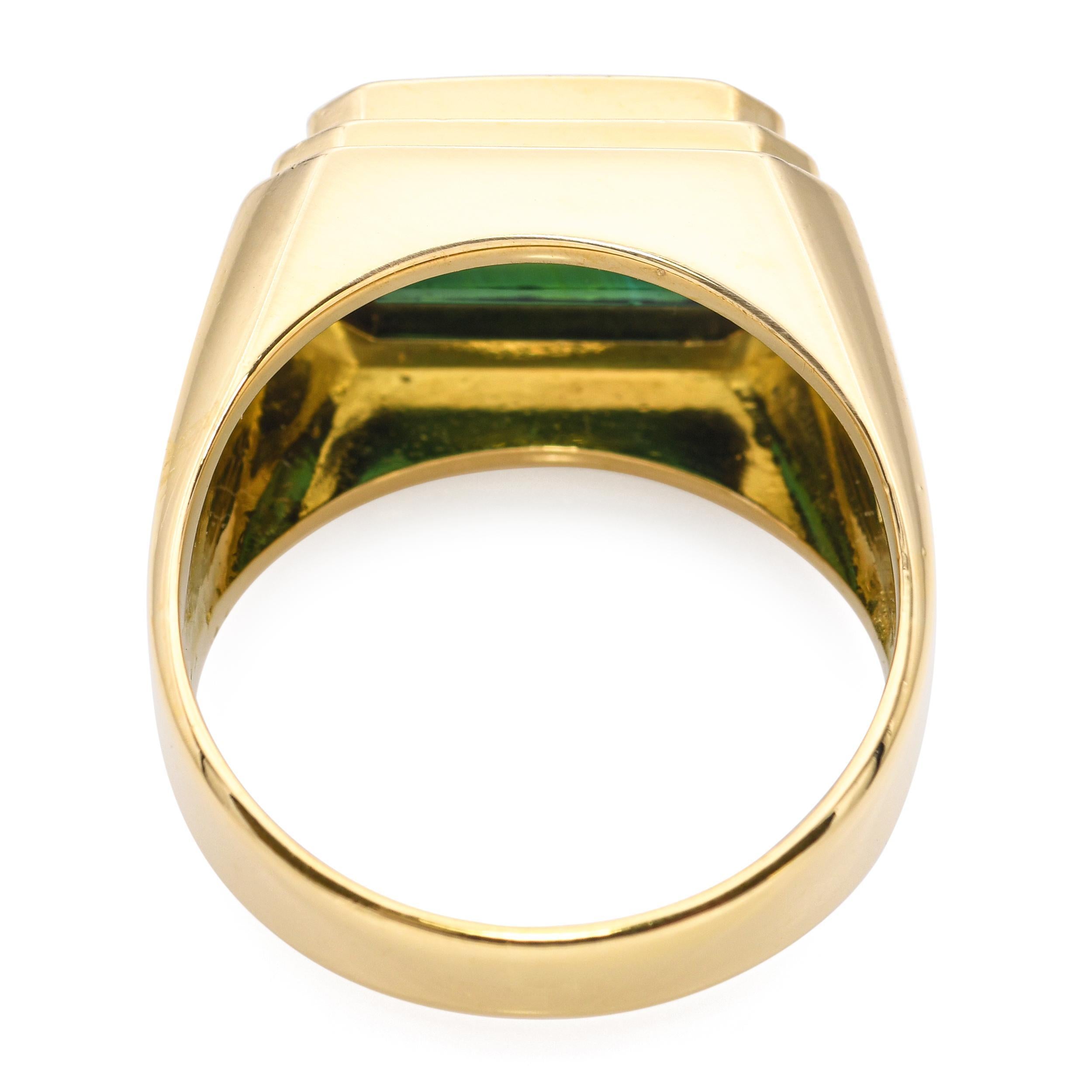 Femenino o masculino H. Stern Anillo de oro amarillo de 18 quilates con turmalina verde de 5,01 ct en venta
