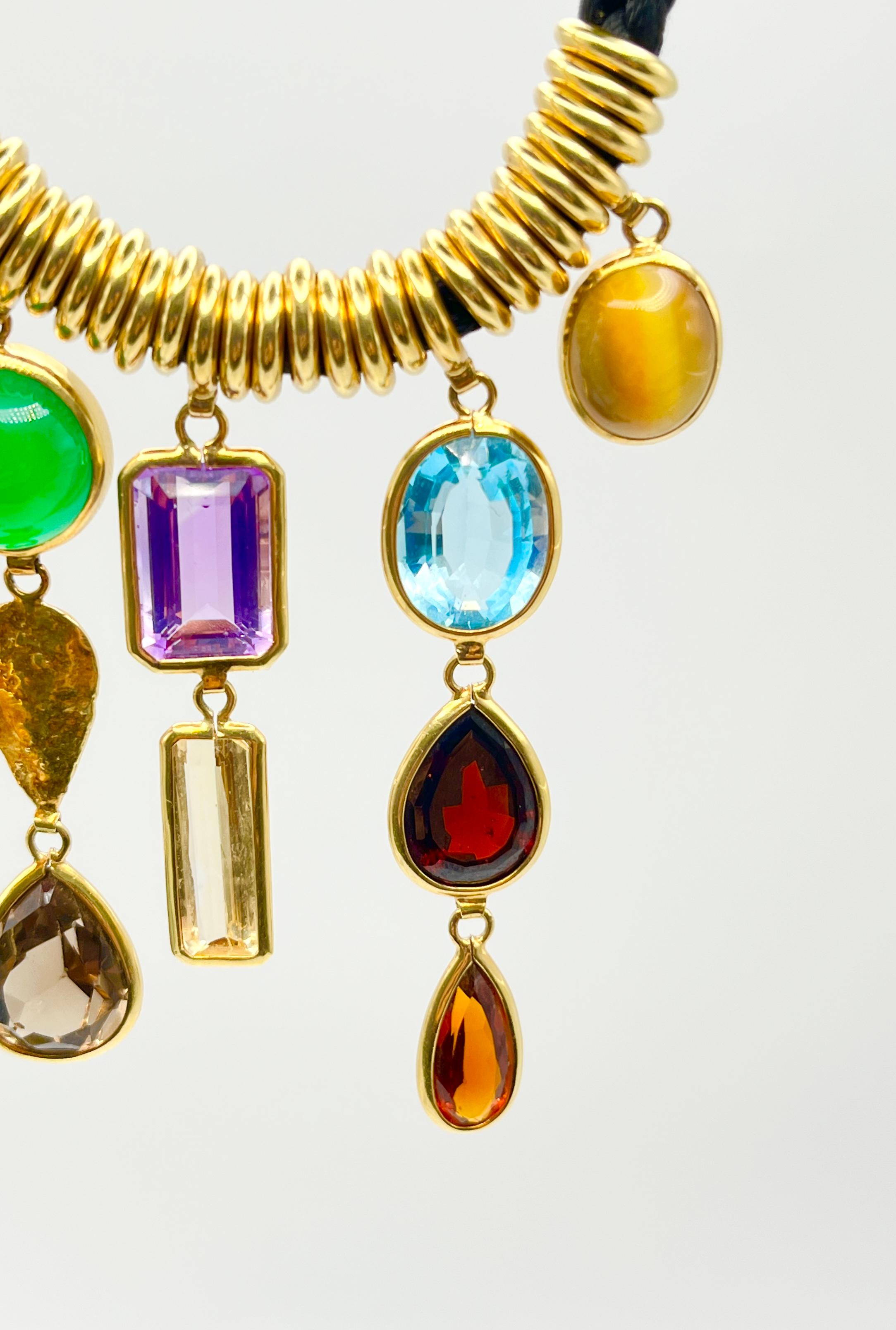 H. Stern Collier de pierres précieuses multicolores en or jaune 18K en vente 7