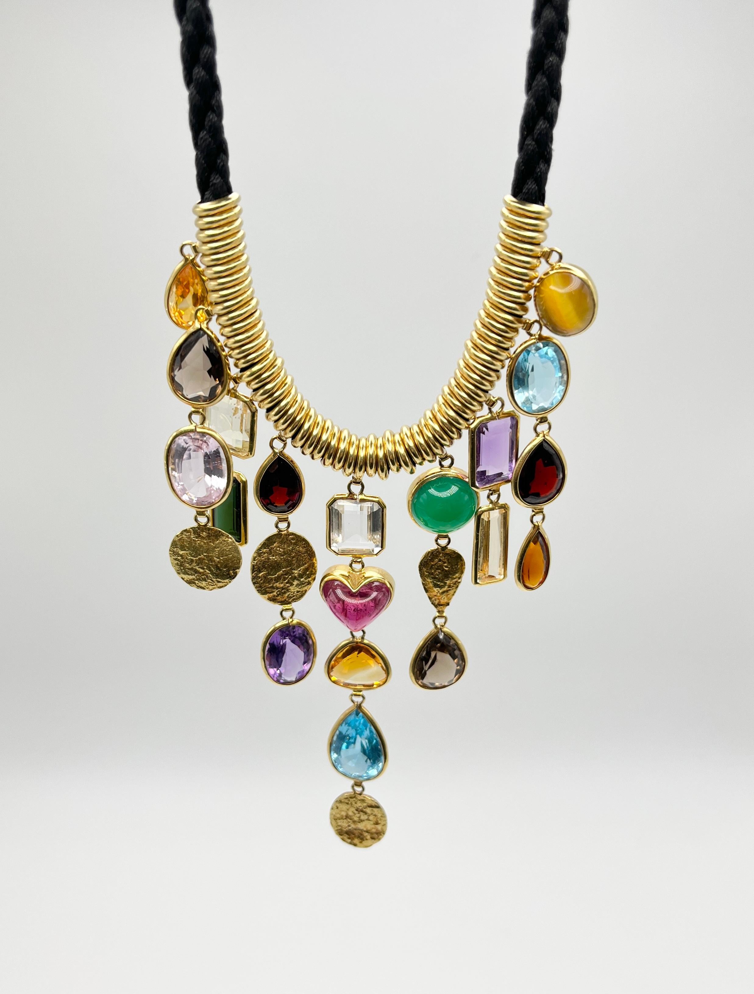 H. Stern Collana con pietre preziose multicolori in oro giallo 18 carati in vendita 1