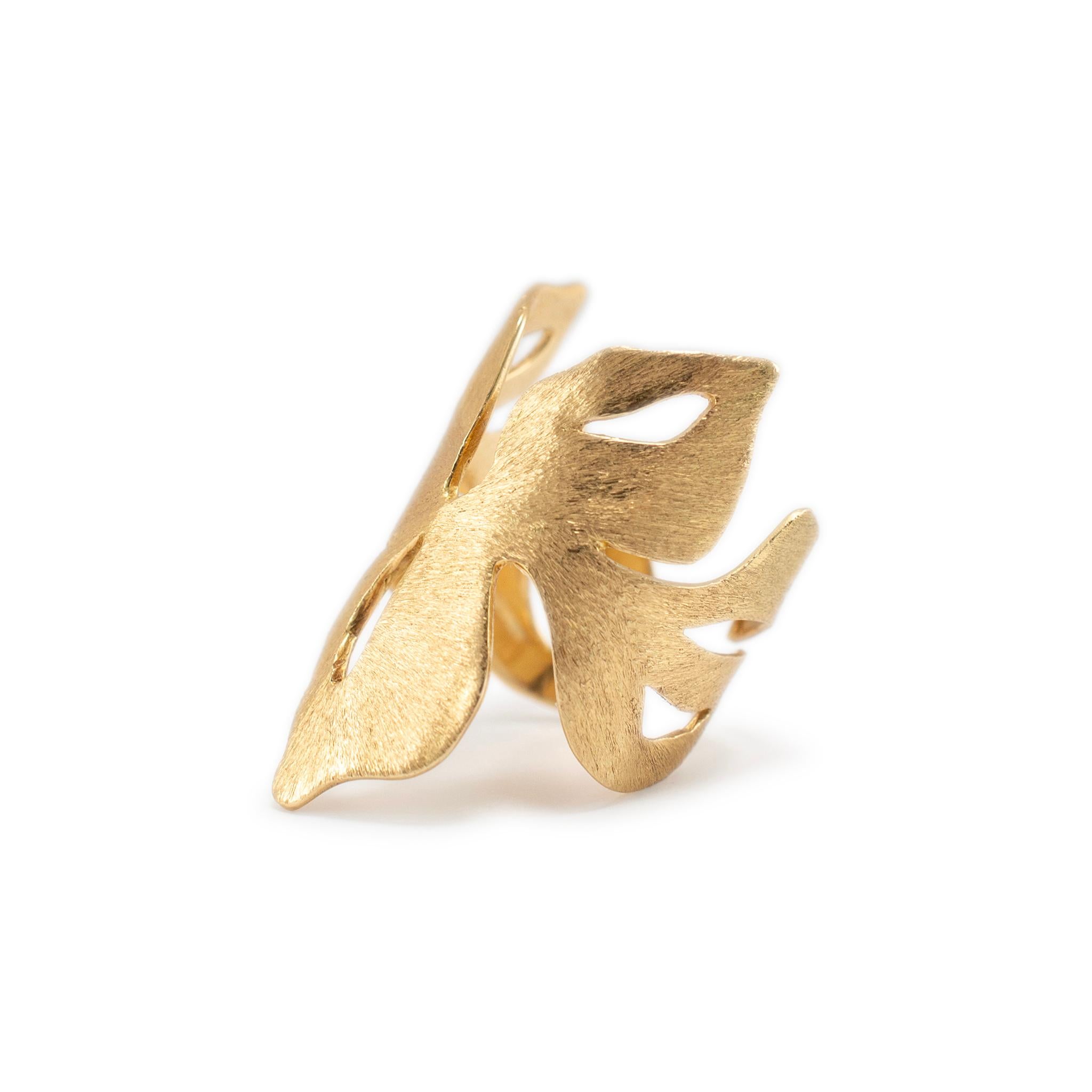 H. Stern 18 Karat Gelbgold Satin-Ring mit offenem Blattband im Zustand „Hervorragend“ in Houston, TX