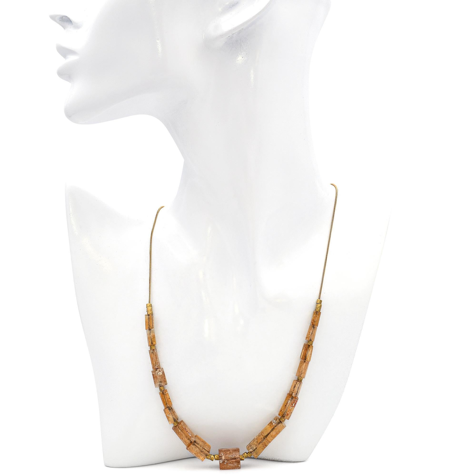 Taglio grezzo H. Stern Collana di perle grezze di cristallo Topazio in oro giallo 18k in vendita