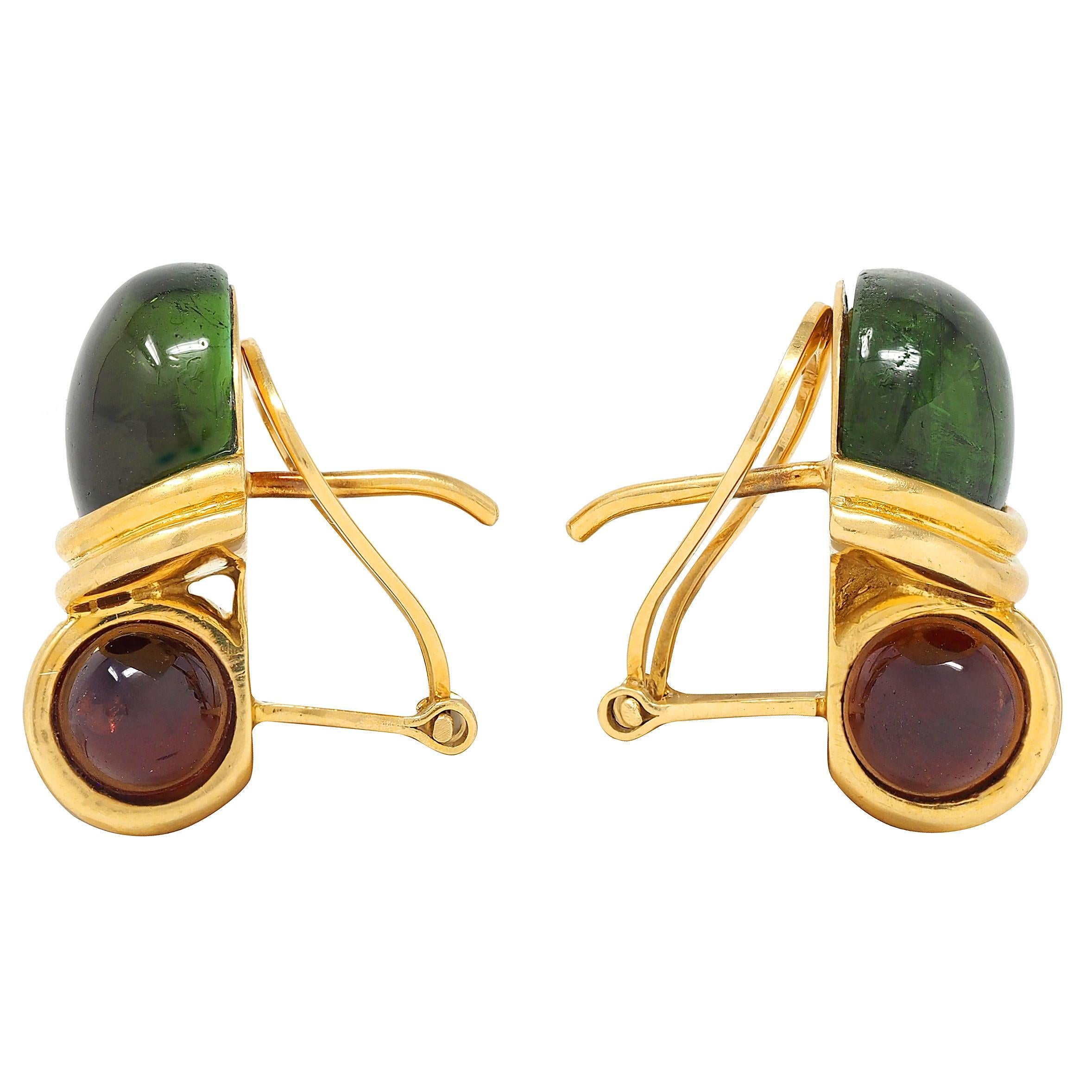 Modern H. Stern 1980's Garnet Tourmaline 18 Karat Yellow Gold Vintage Cabochon Earrings For Sale