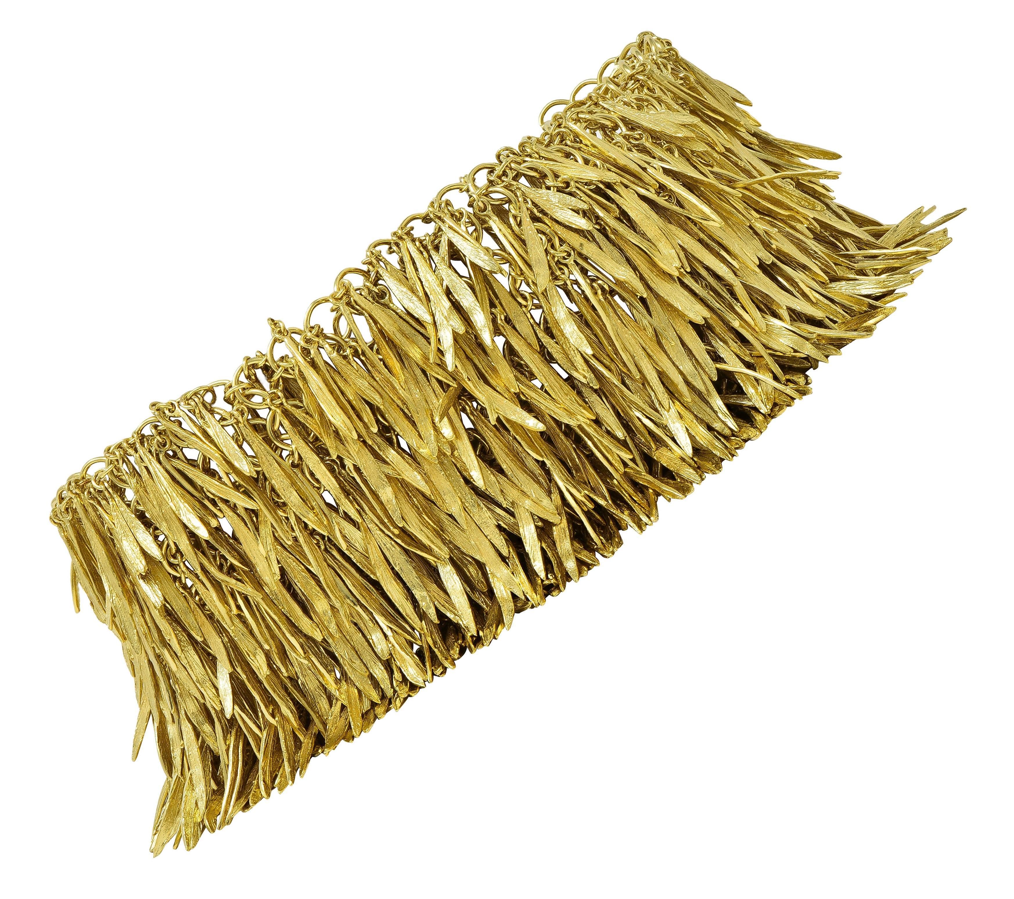 H. Stern 2000's 18 Karat Yellow Gold Brushed Feather Fringe Bracelet In Excellent Condition For Sale In Philadelphia, PA