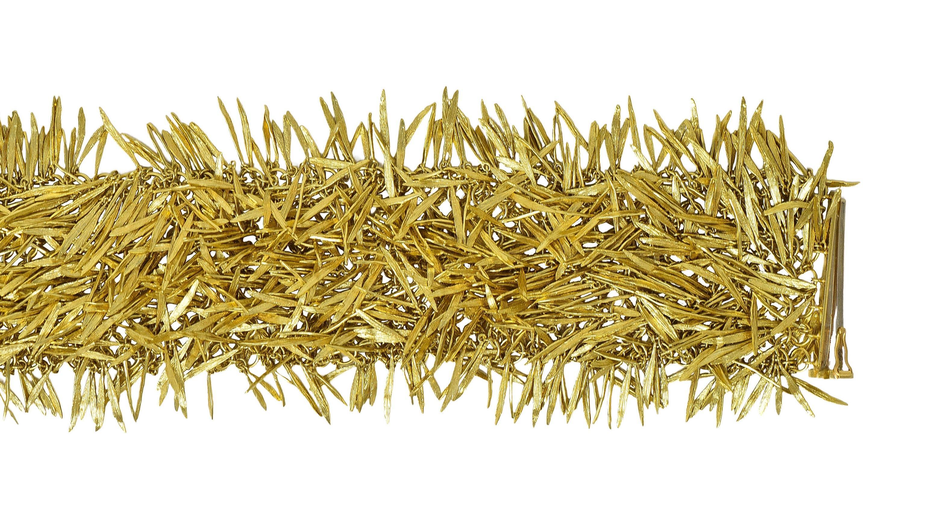 H. Stern 2000's 18 Karat Yellow Gold Brushed Feather Fringe Bracelet For Sale 1