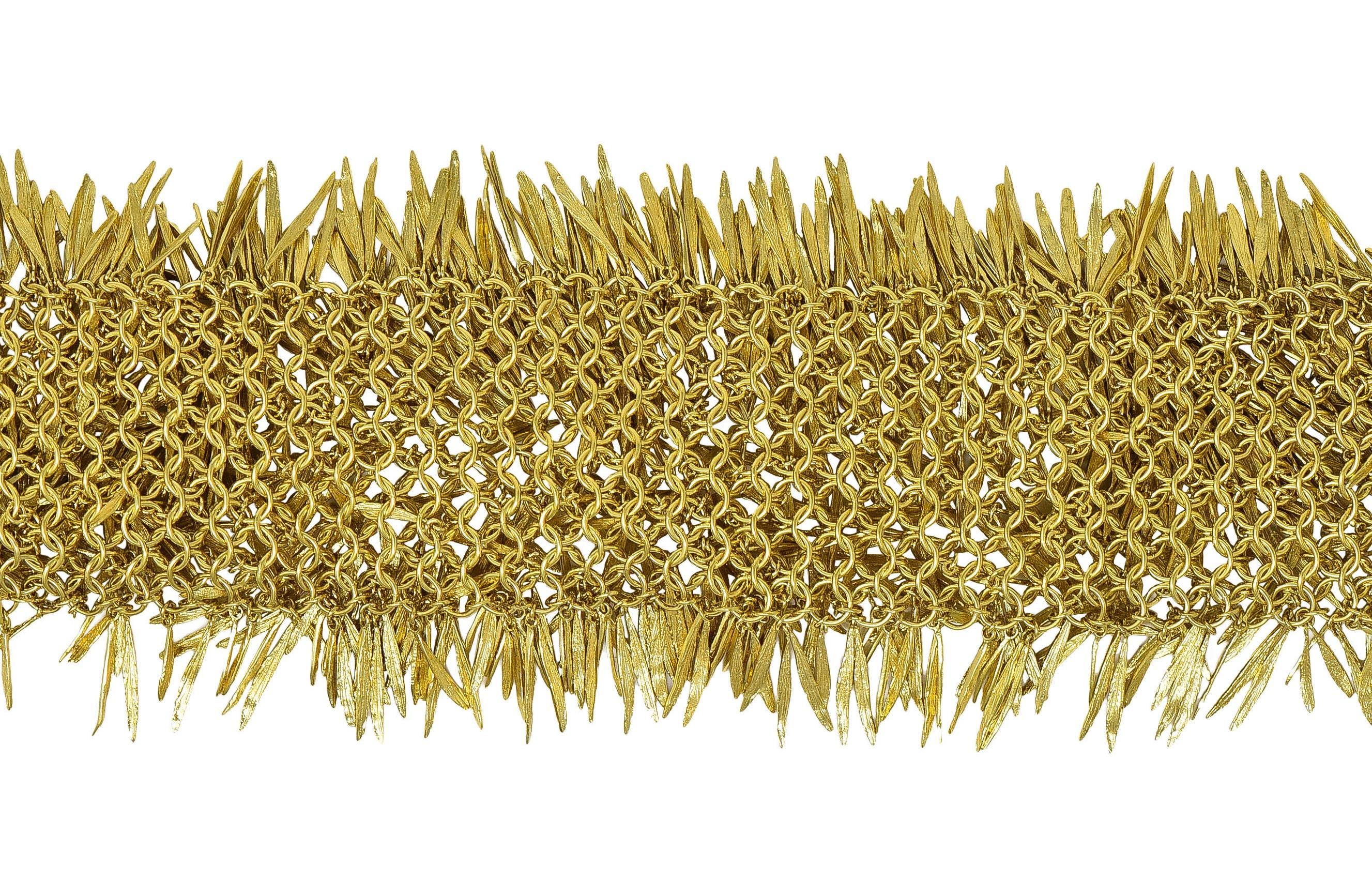 H. Stern 2000's 18 Karat Yellow Gold Brushed Feather Fringe Bracelet For Sale 3