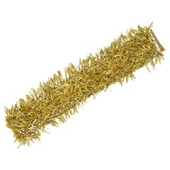 H. Stern 2000's 18 Karat Yellow Gold Brushed Feather Fringe Bracelet