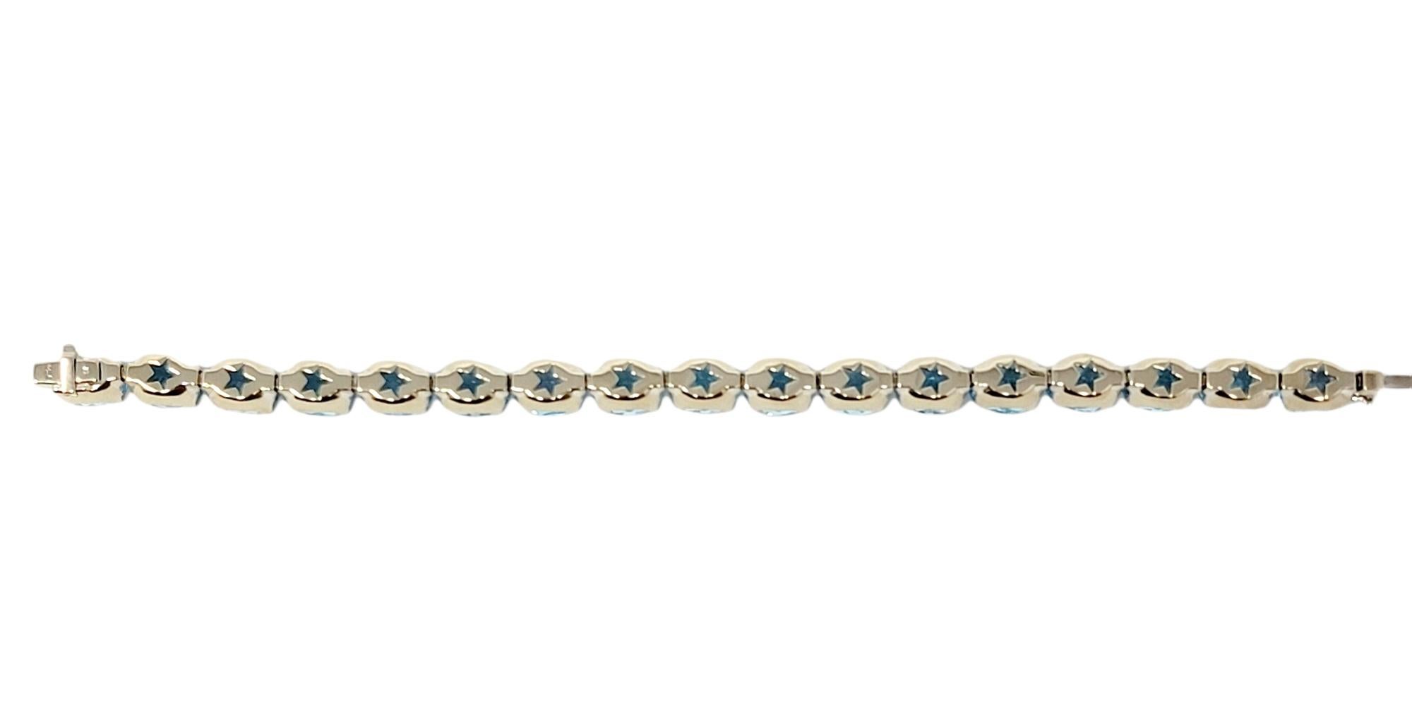 H. Stern 58.66 Carat Blue Topaz Line Bracelet with Diamond Star 18 Karat Gold For Sale 6