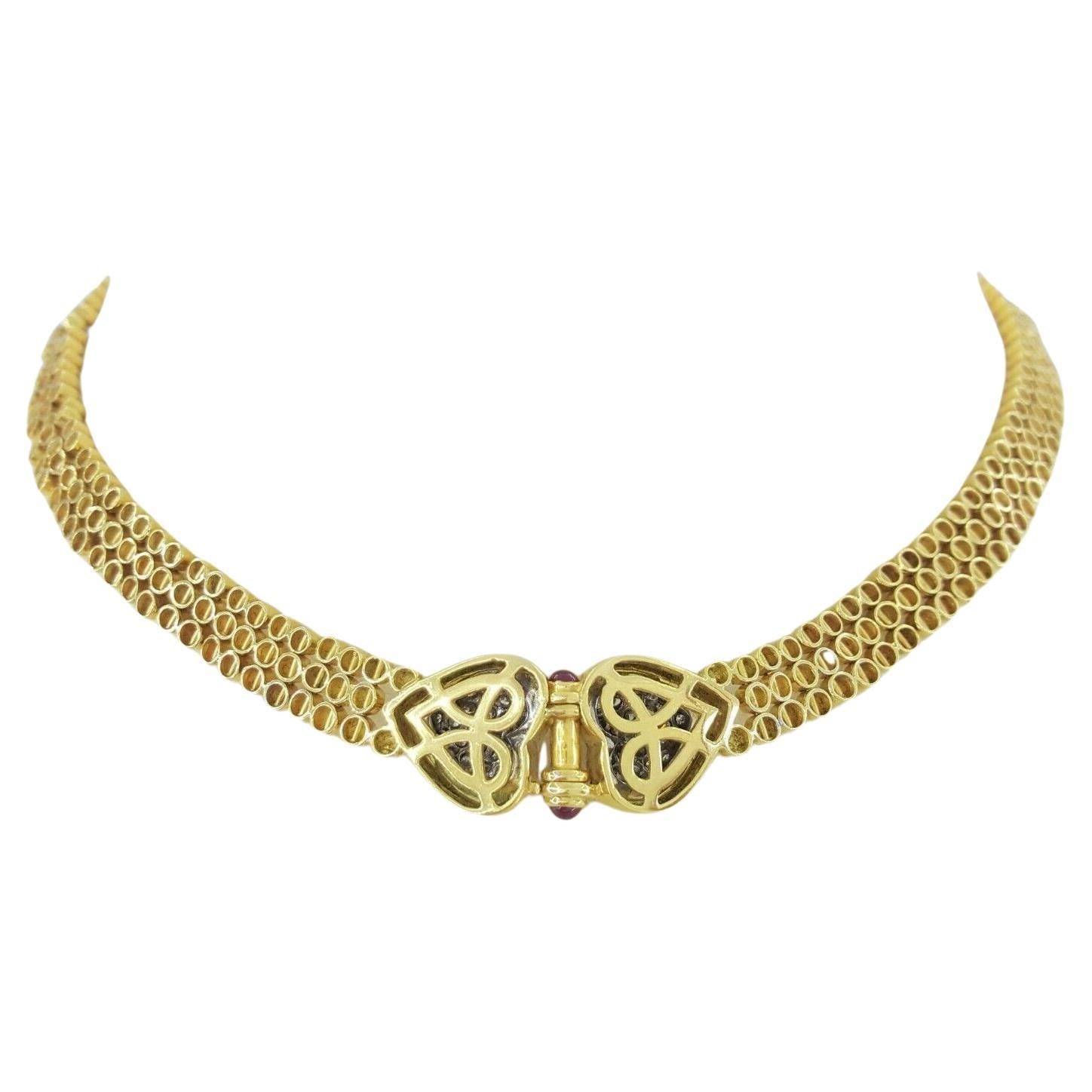 H Stern 64 Gramm 18 Karat Gelbgold Halskette und Ohrringe aus Gelbgold für Damen oder Herren im Angebot