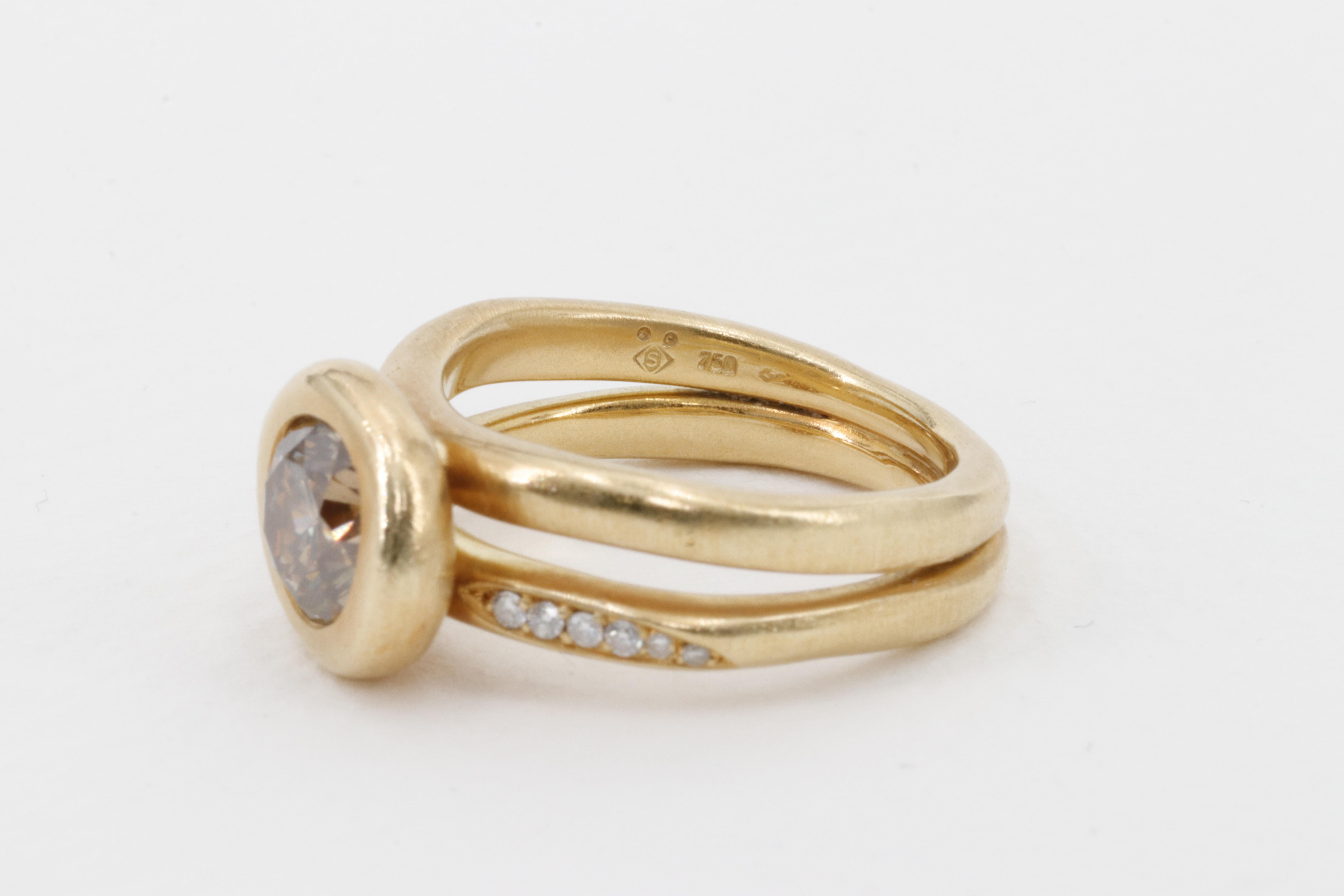 Women's or Men's H. Stern Bezel Set Cognac Brown 1.55 Carat Diamond Ring in 18 Karat Yellow Gold  For Sale