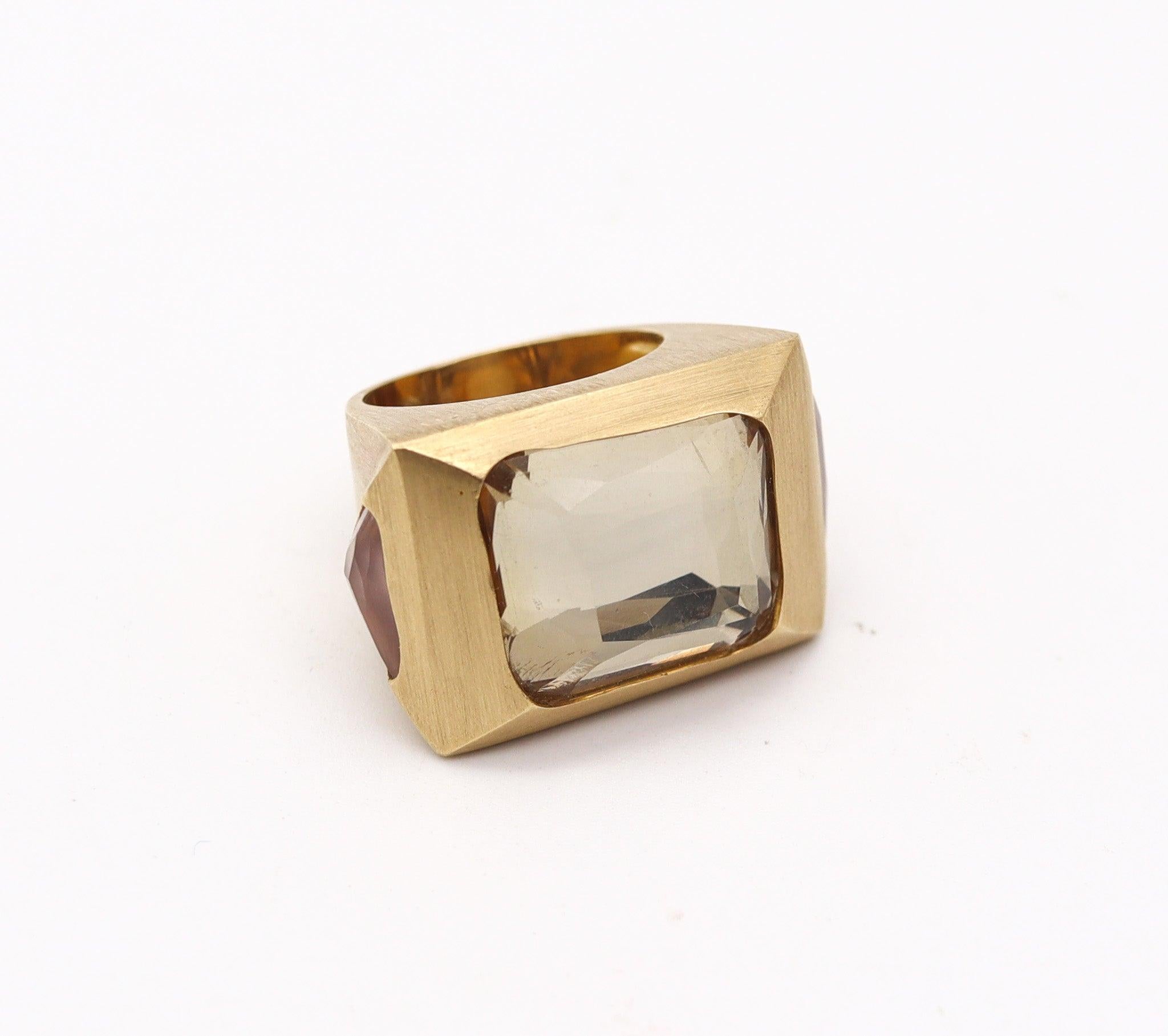 Women's H. STERN By Diane Von Furstenberg Sculptural Cocktail Ring In 18Kt Gold & Quartz For Sale