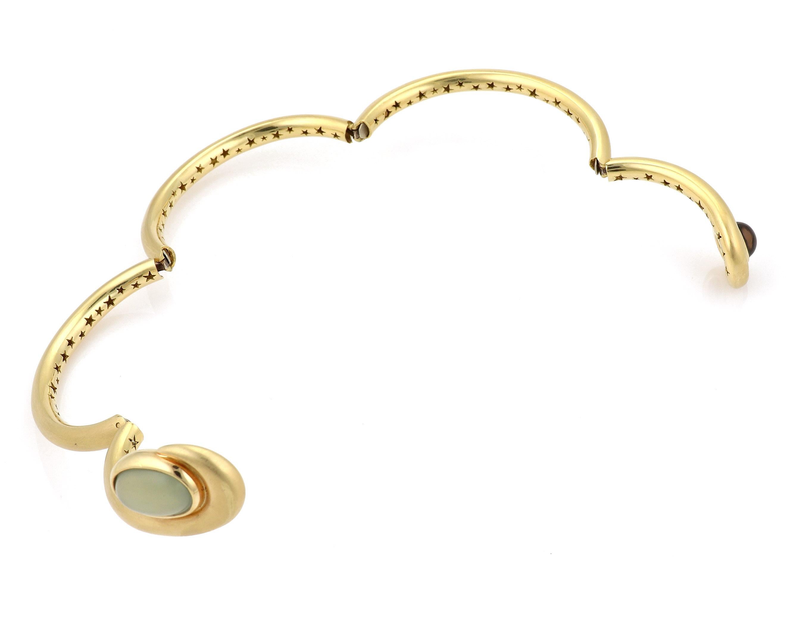 Women's H. Stern Chalcedony & Smokey Quartz 18k Gold Hinged Wrap Bangle Bracelet For Sale