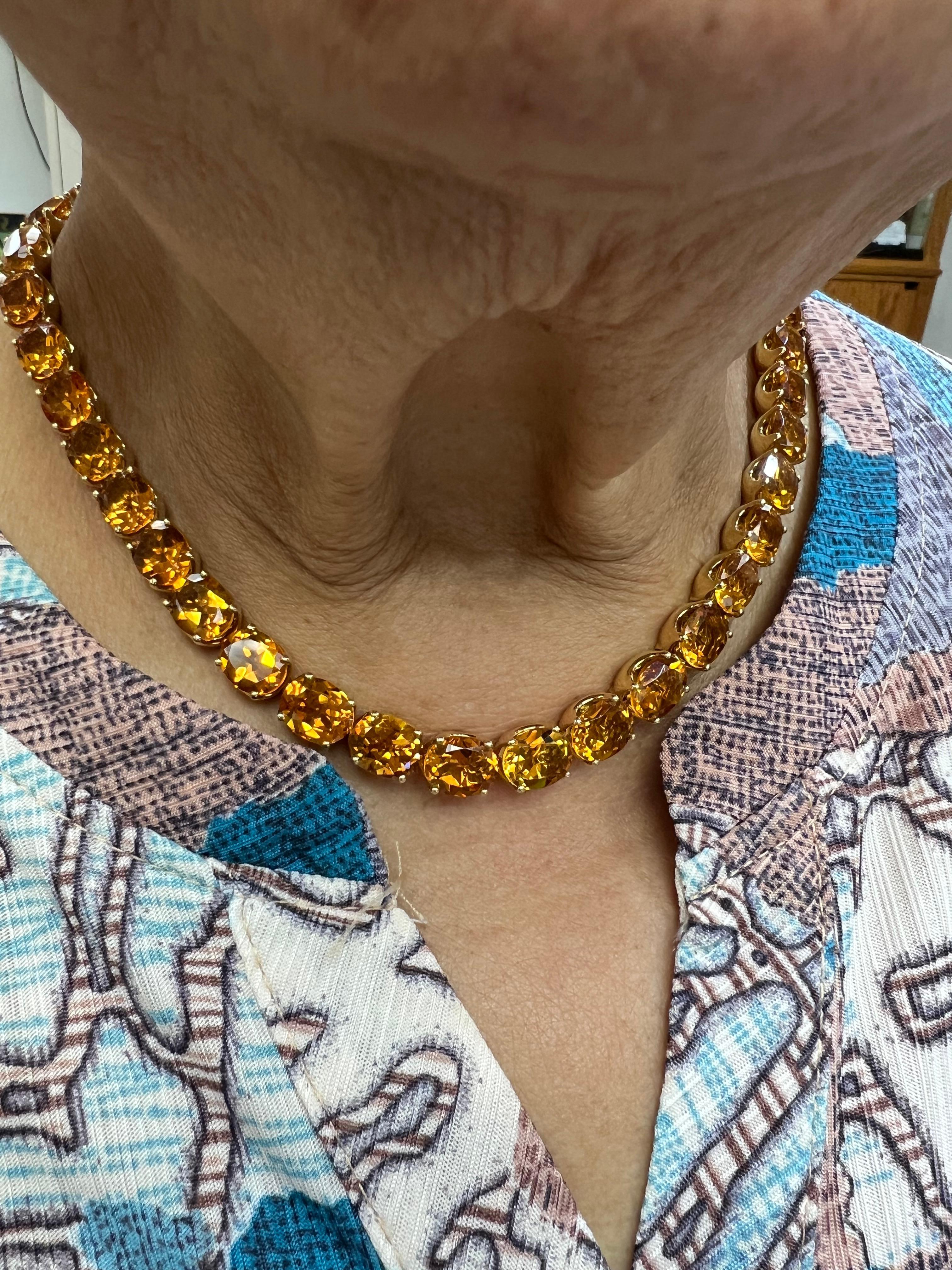 H. Stern Citrine Riviera yellow gold necklace.

The H. Stern Citrine Riviera Yellow Gold Necklace represents a harmonious blend of artistry and luxury, showcasing the brand's commitment to fine jewelry craftsmanship. Established in 1945 by Hans