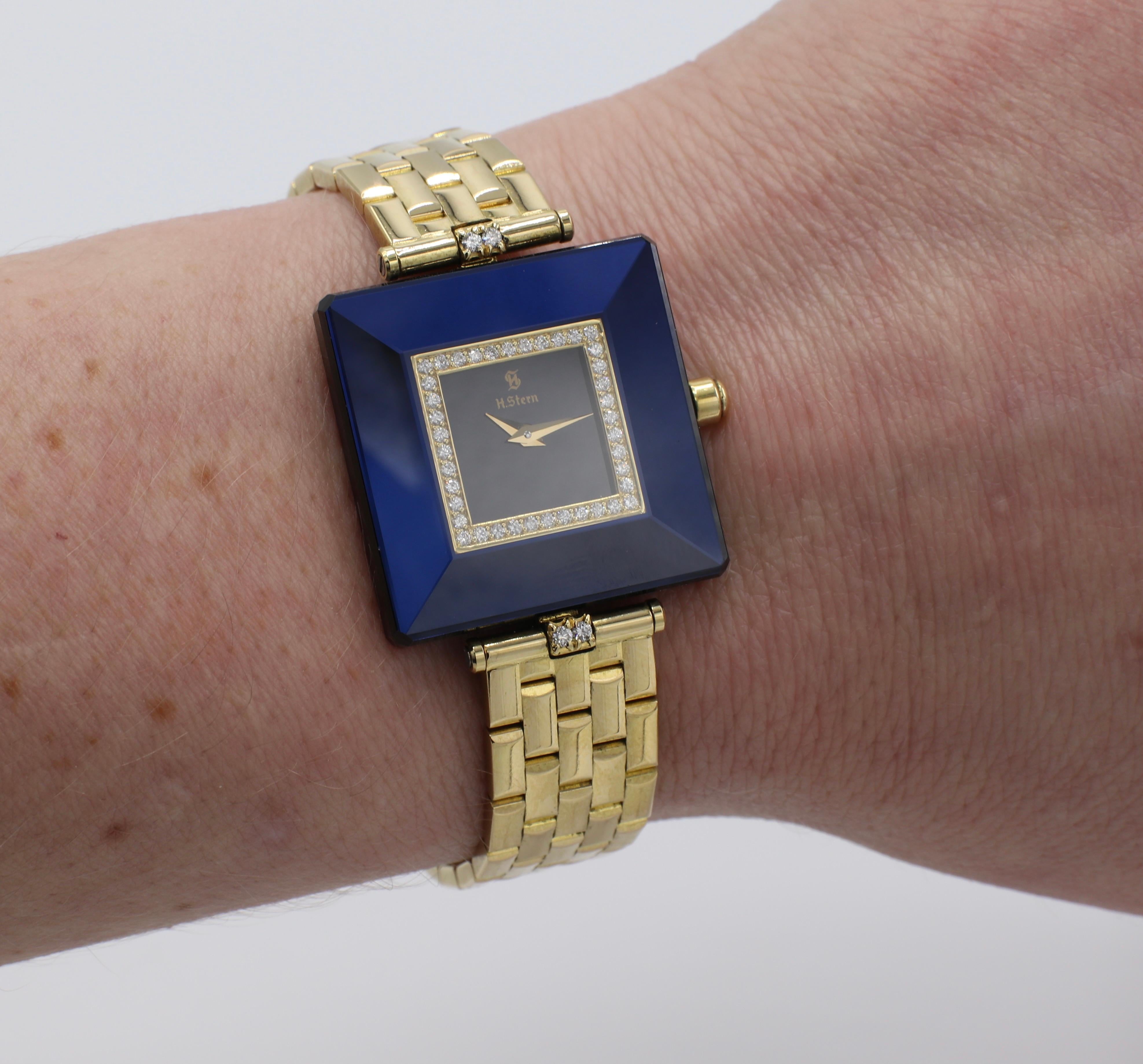 Women's or Men's H. Stern Classic 18 Karat Yellow Gold Blue Sapphire and Diamond Dress Watch