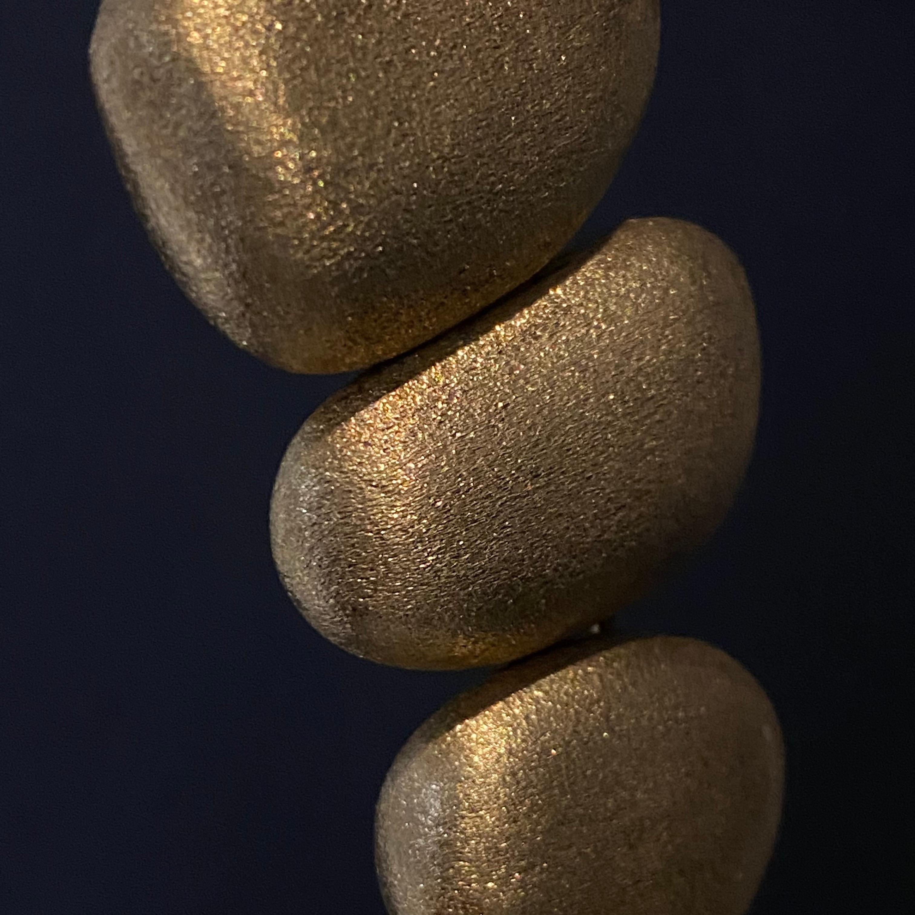 H. Stern Contemporary 10 Textured Golden Stones Bracelet 18 Karat Gold, 2010s 13